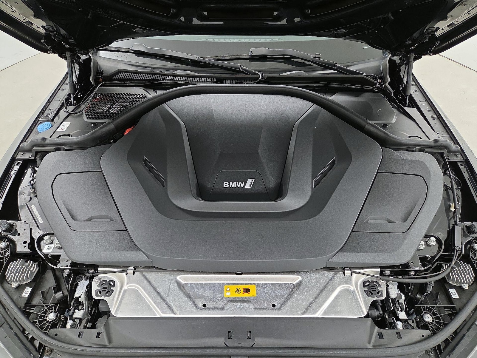 2024 BMW i4 40 - Photo 24