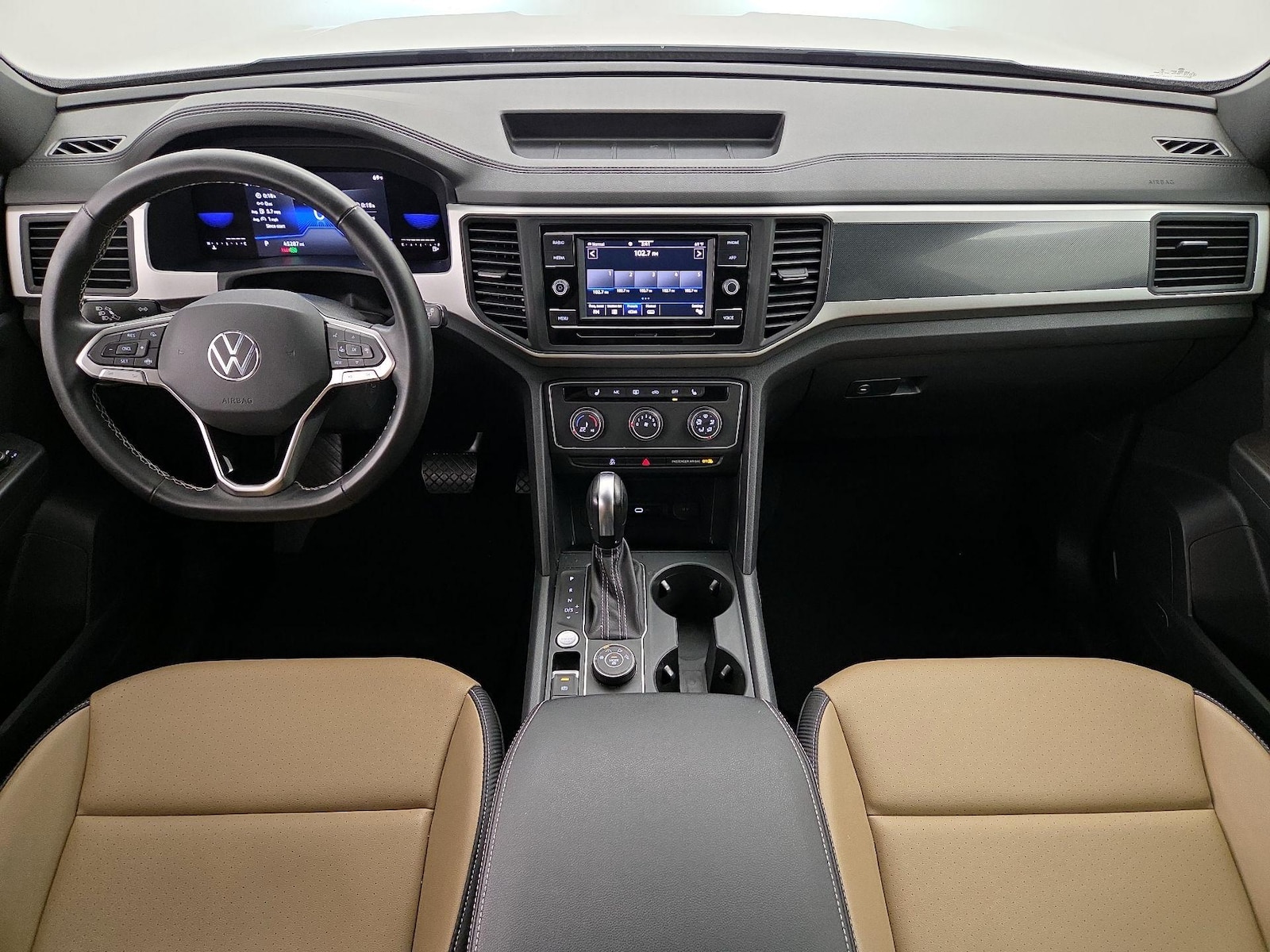 2022 Volkswagen Atlas Cross Sport SE - Photo 10