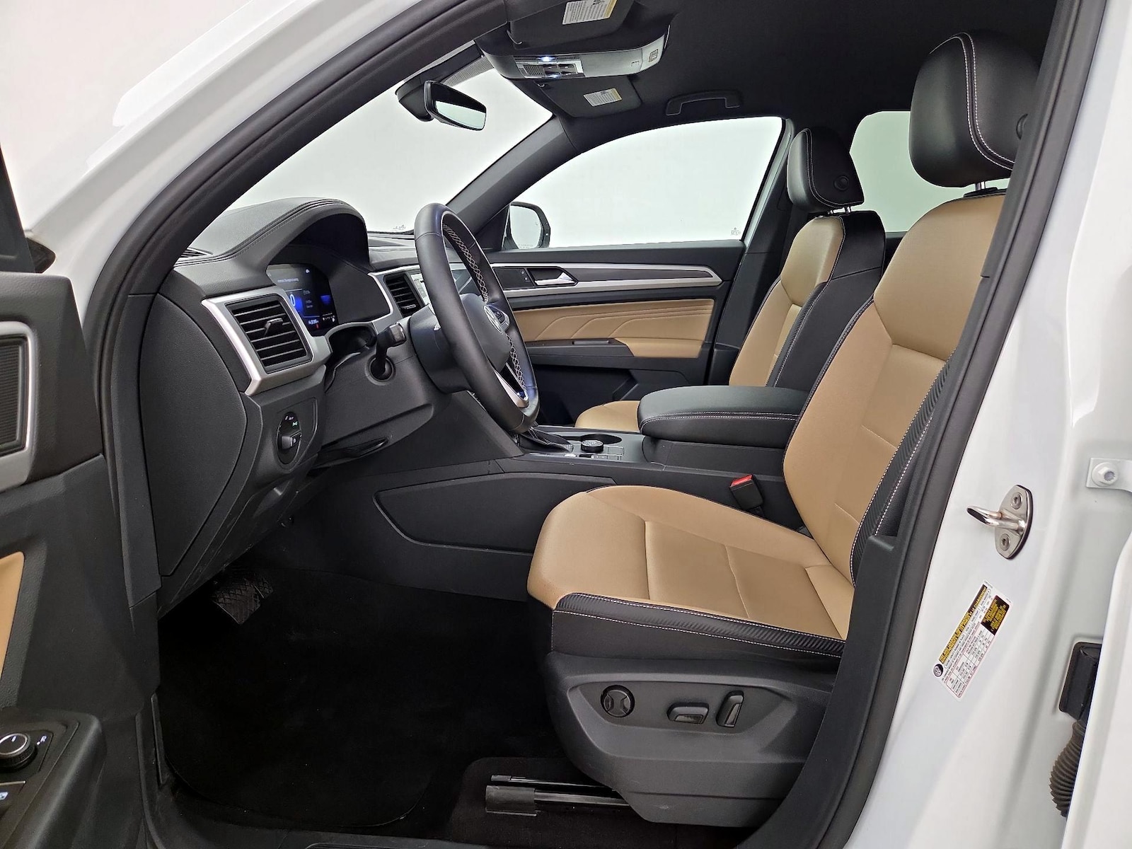 2022 Volkswagen Atlas Cross Sport SE - Photo 12