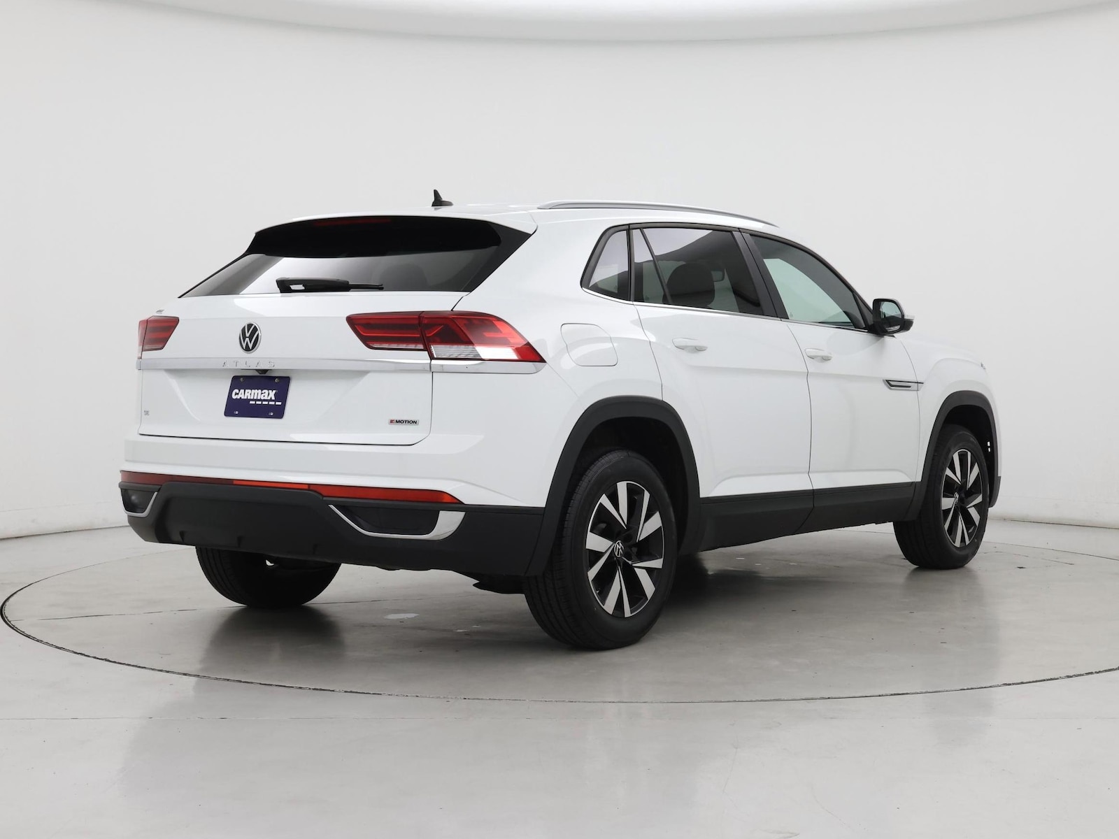 2022 Volkswagen Atlas Cross Sport SE - Photo 9