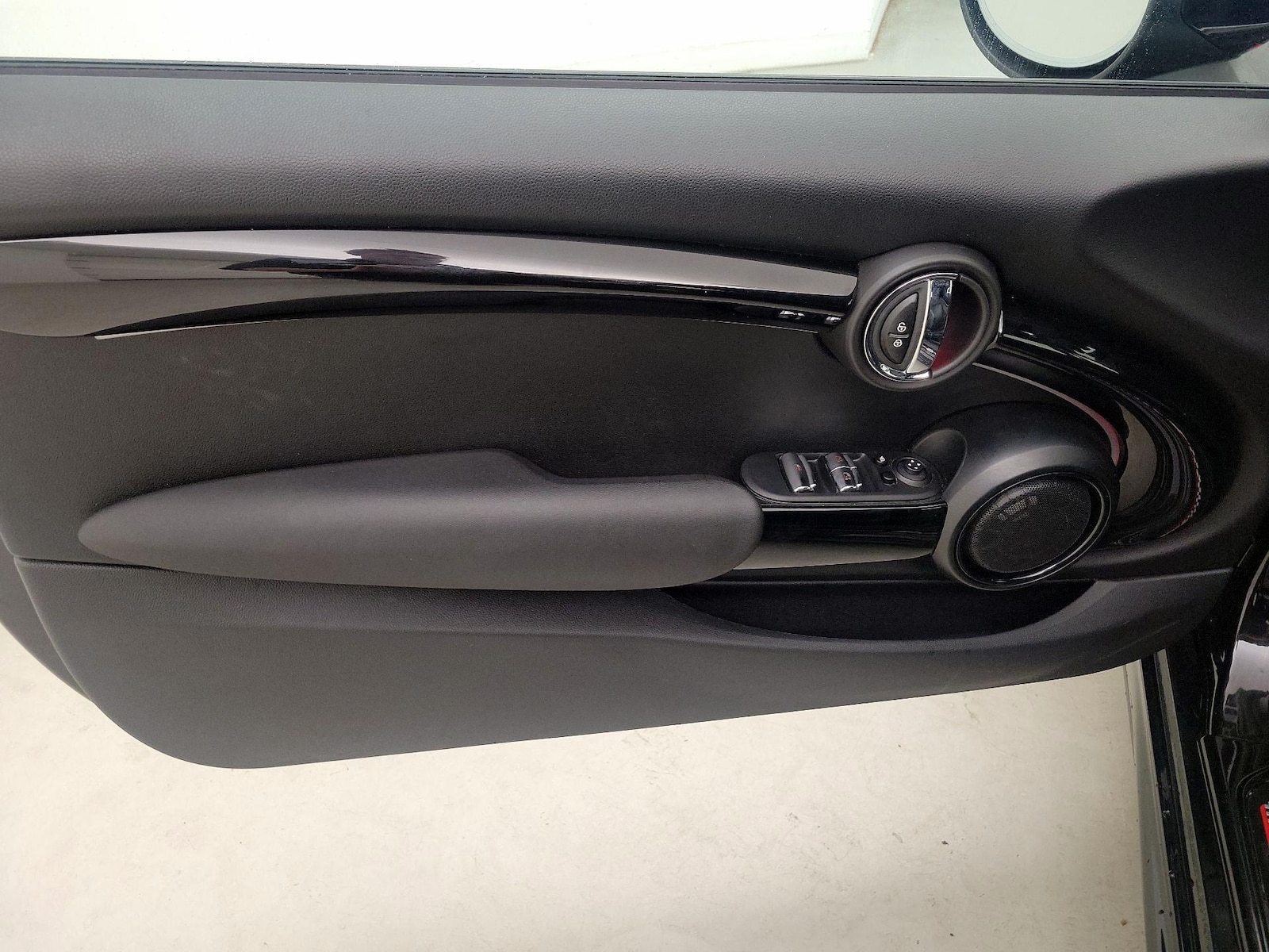 2023 MINI Convertible John Cooper Works - Photo 14
