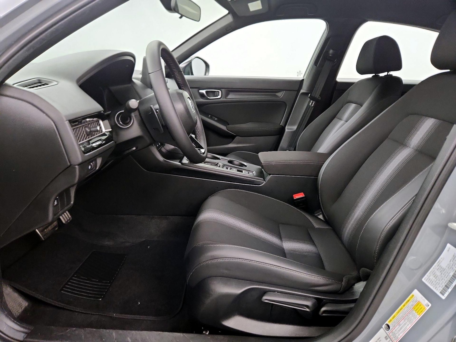 2025 Honda Civic Hatchback Sport - Photo 12
