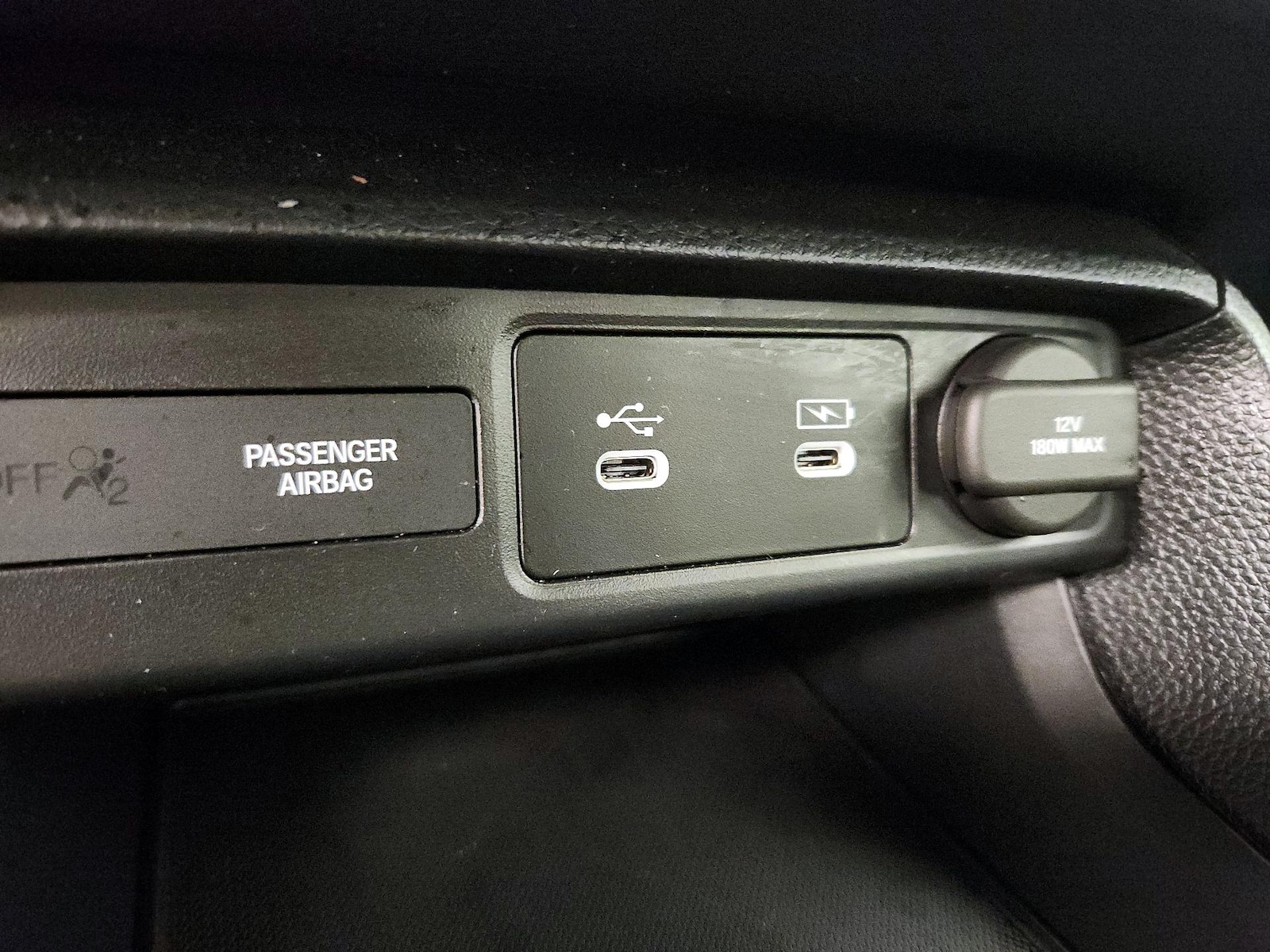 2025 Honda Civic Hatchback Sport - Photo 19