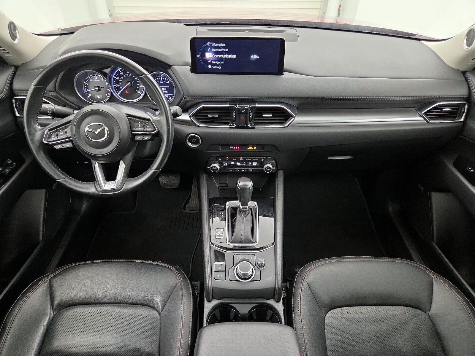 Photo 10