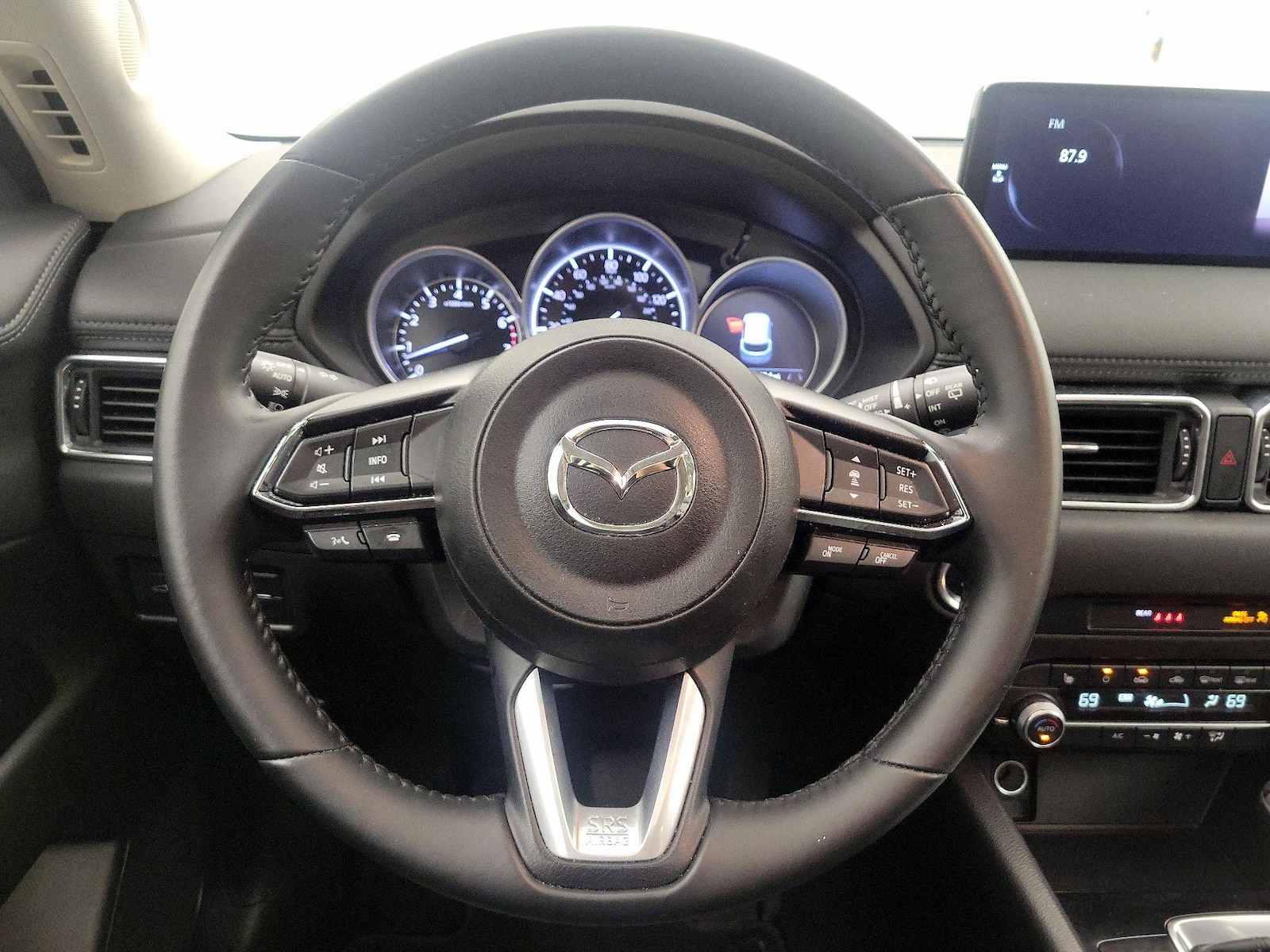 2025 Mazda CX-5 S Preferred package - Photo 11