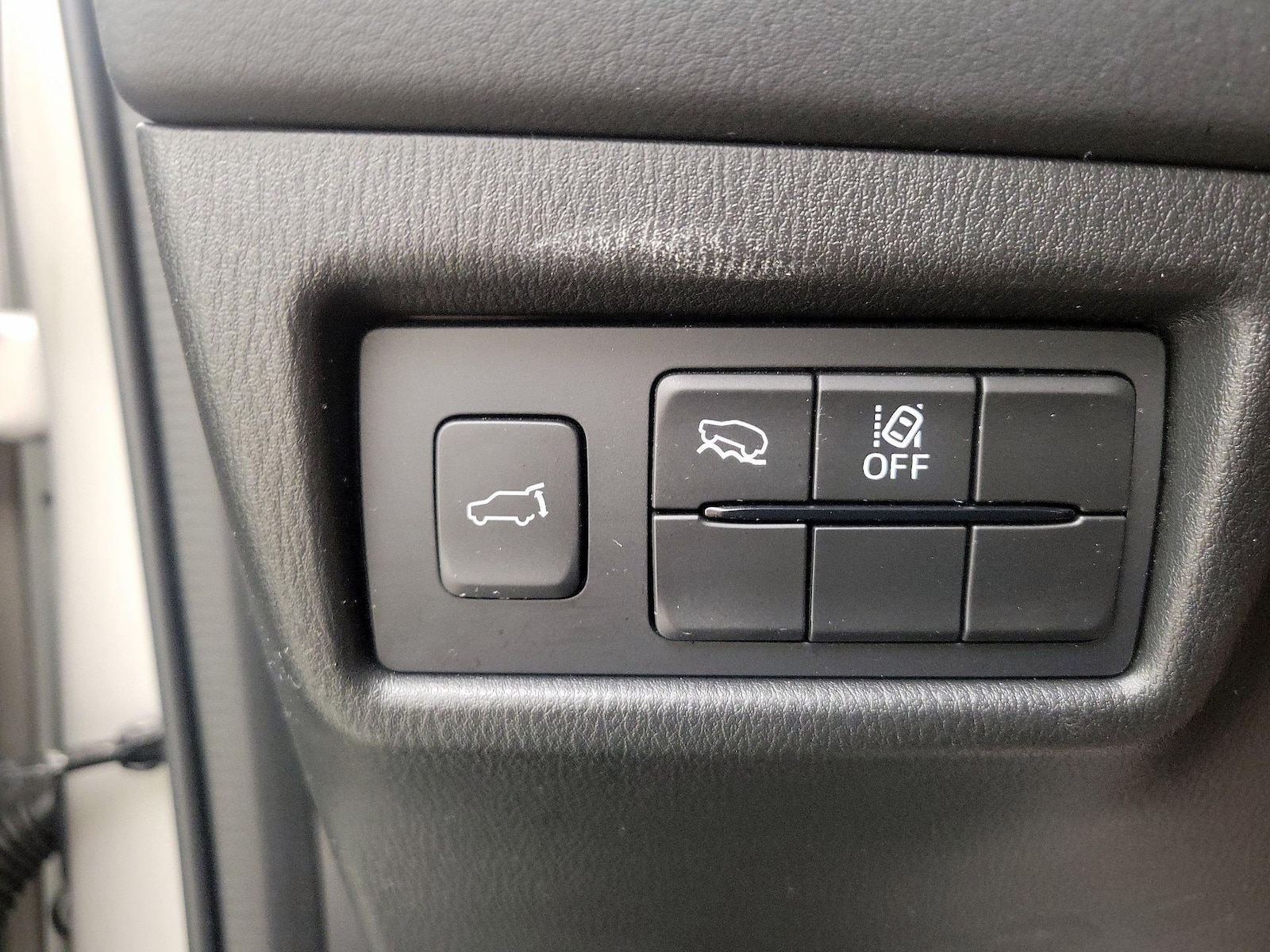 2025 Mazda CX-5 S Preferred package - Photo 14