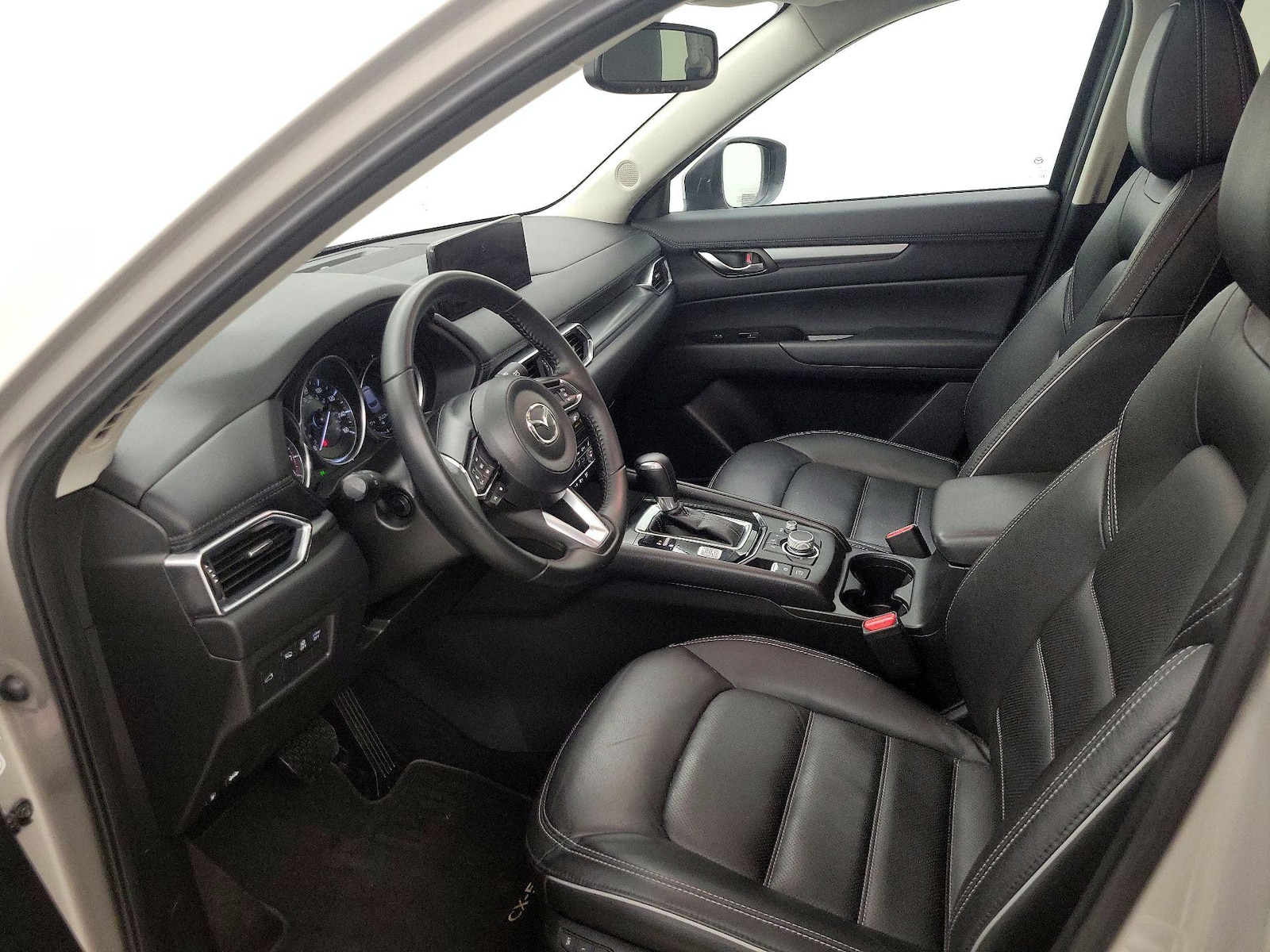 2025 Mazda CX-5 S Preferred package - Photo 12