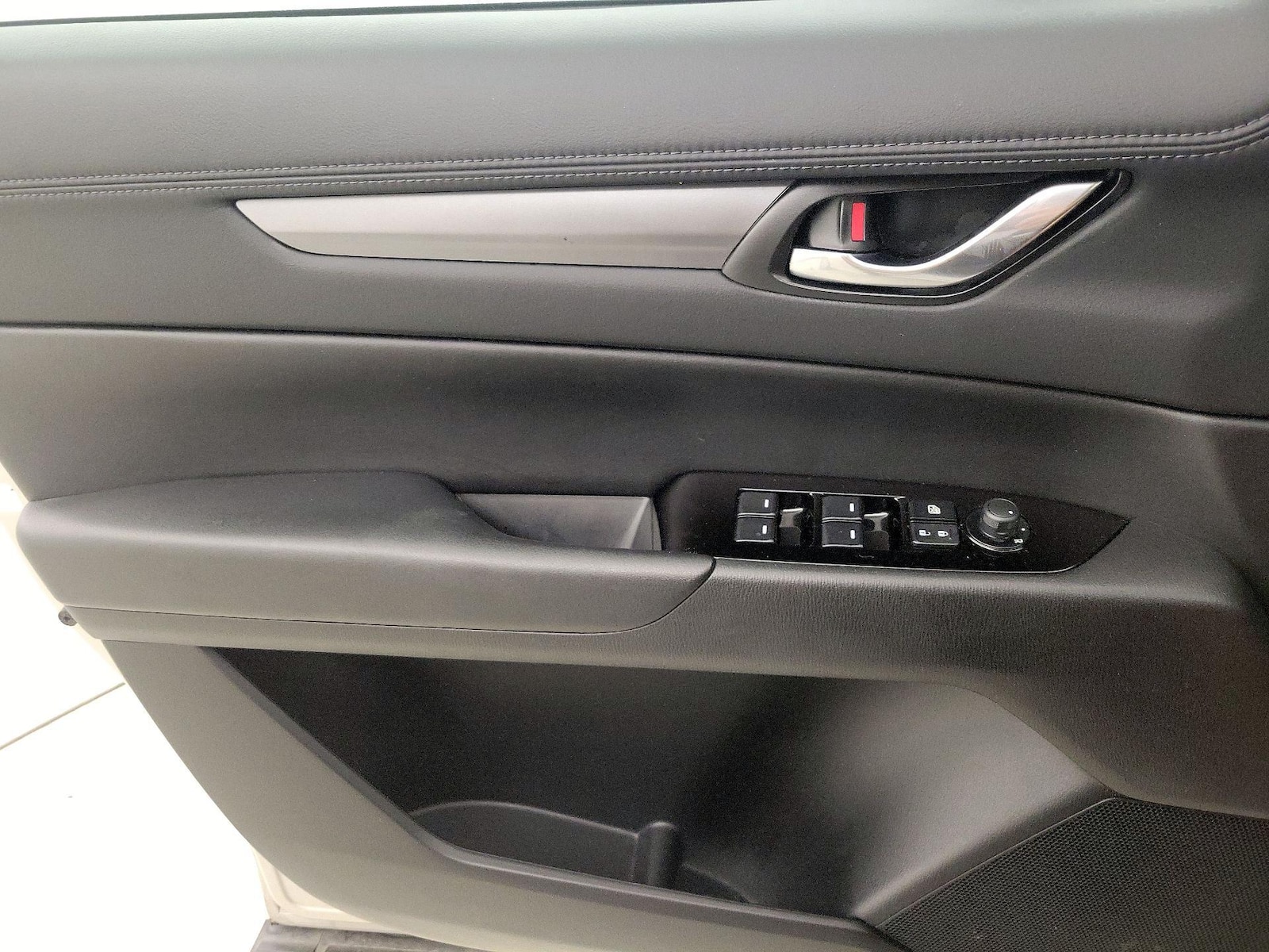 2025 Mazda CX-5 S Preferred package - Photo 13