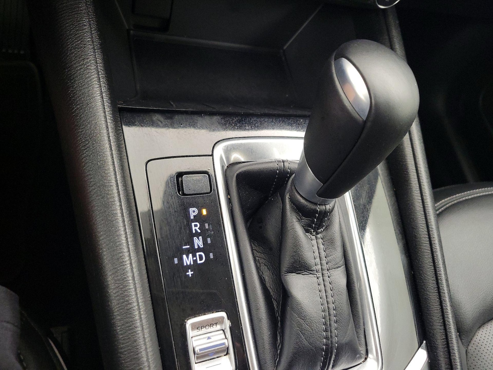 2025 Mazda CX-5 S Preferred package - Photo 19