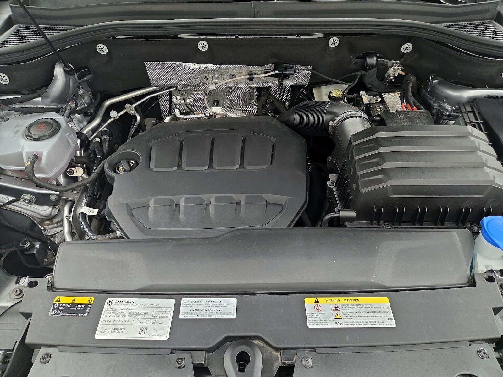 2025 Volkswagen Atlas SE w/Tech - Photo 24