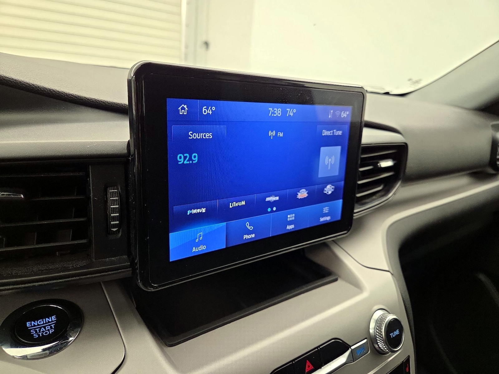 2023 Ford Explorer XLT - Photo 16