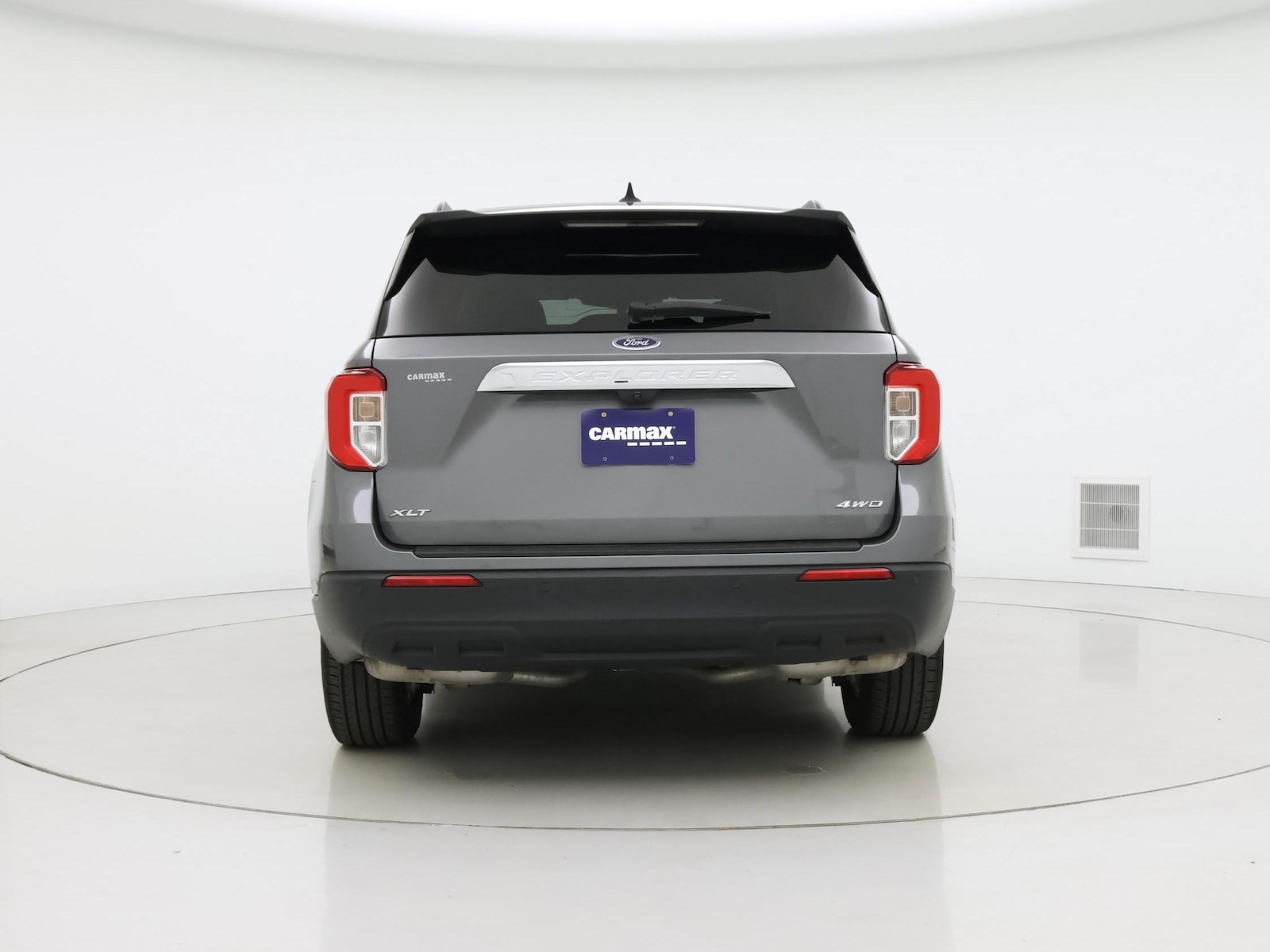 2023 Ford Explorer XLT - Photo 7