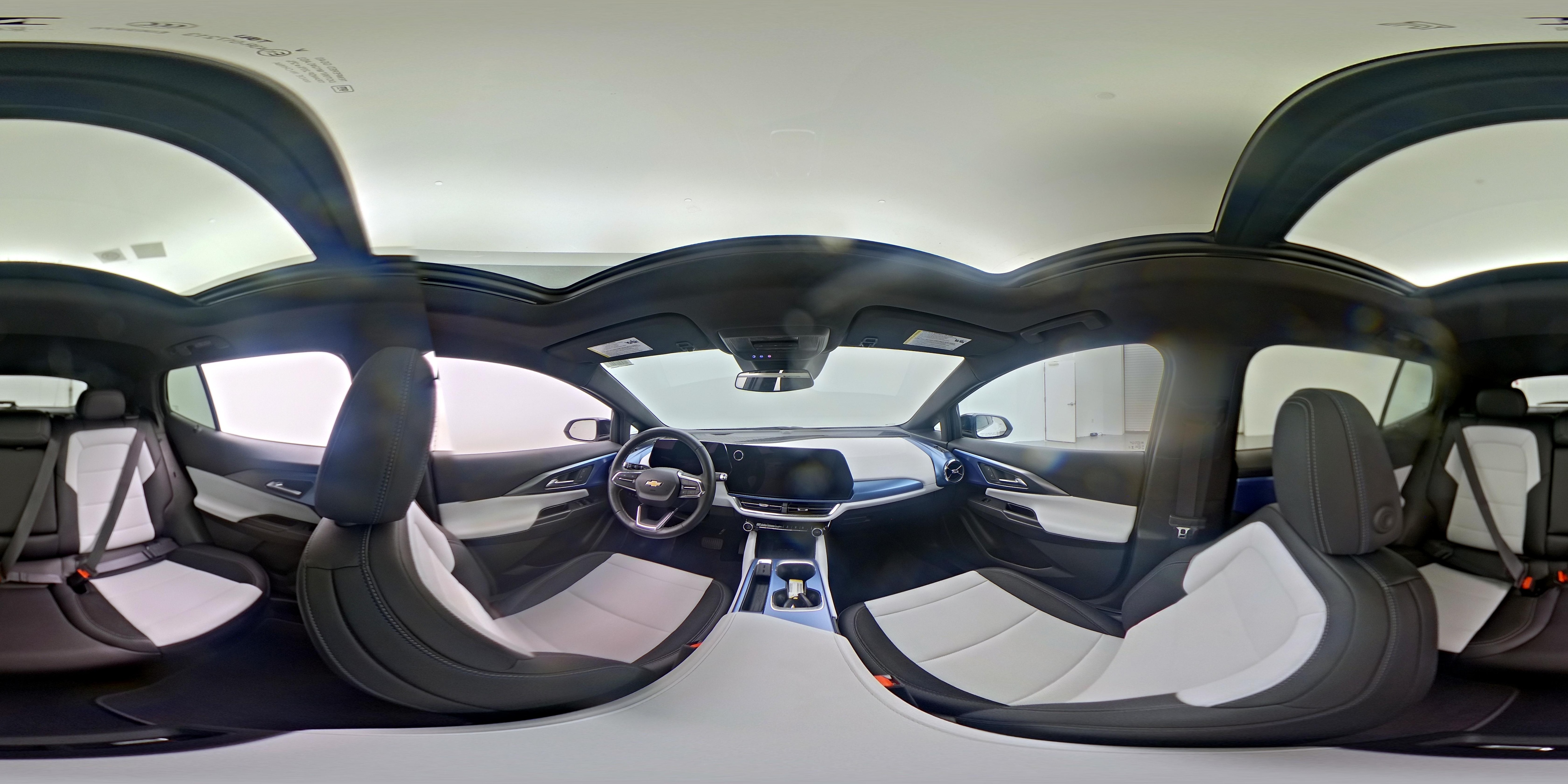 2025 Chevrolet Equinox EV 1LT - Photo 26
