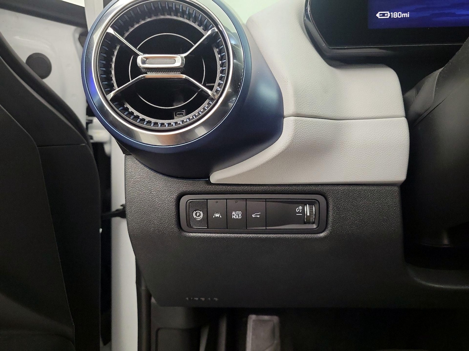 2025 Chevrolet Equinox EV 1LT - Photo 14