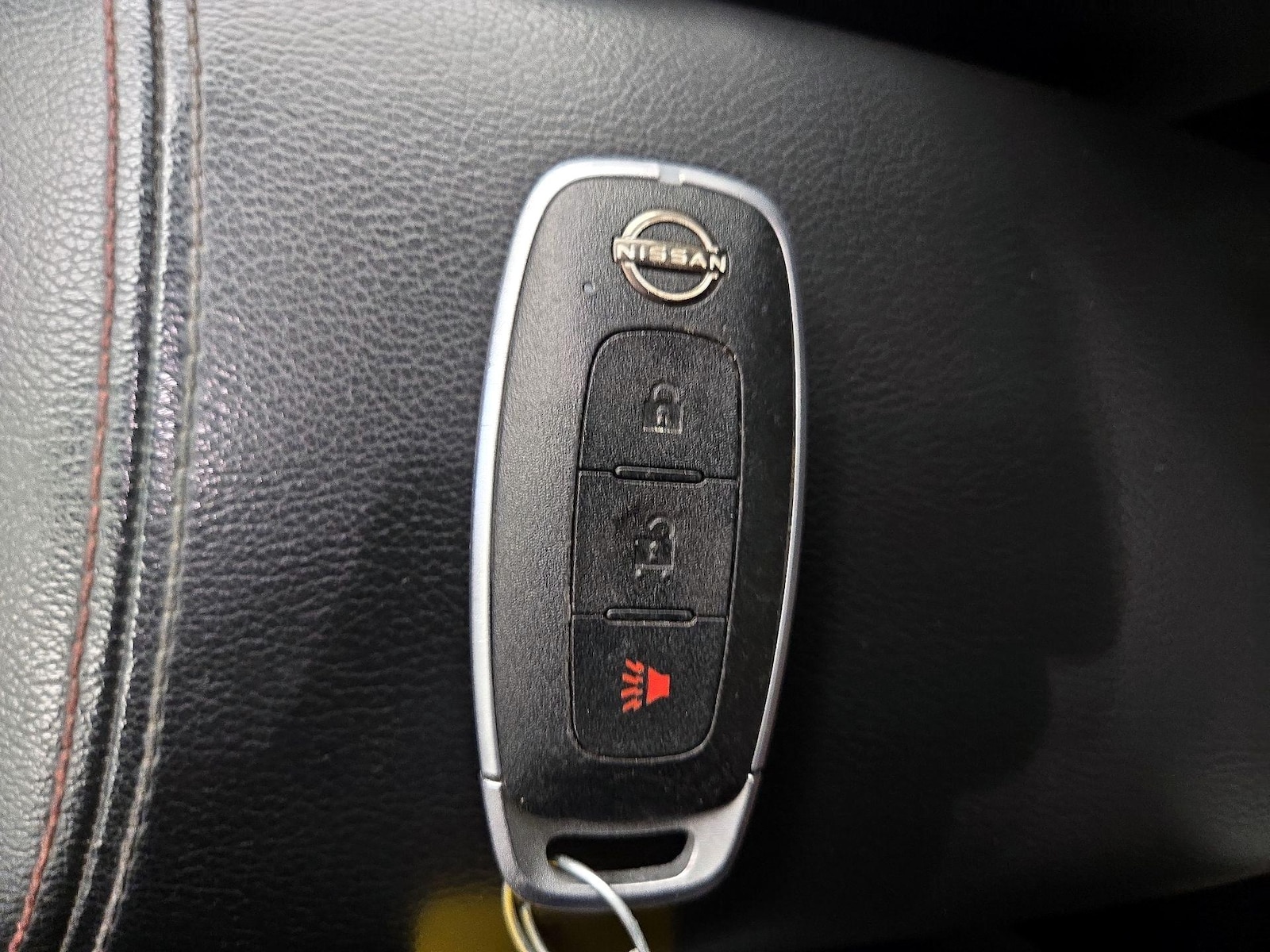 2025 Nissan Kicks SR AWD - Photo 24