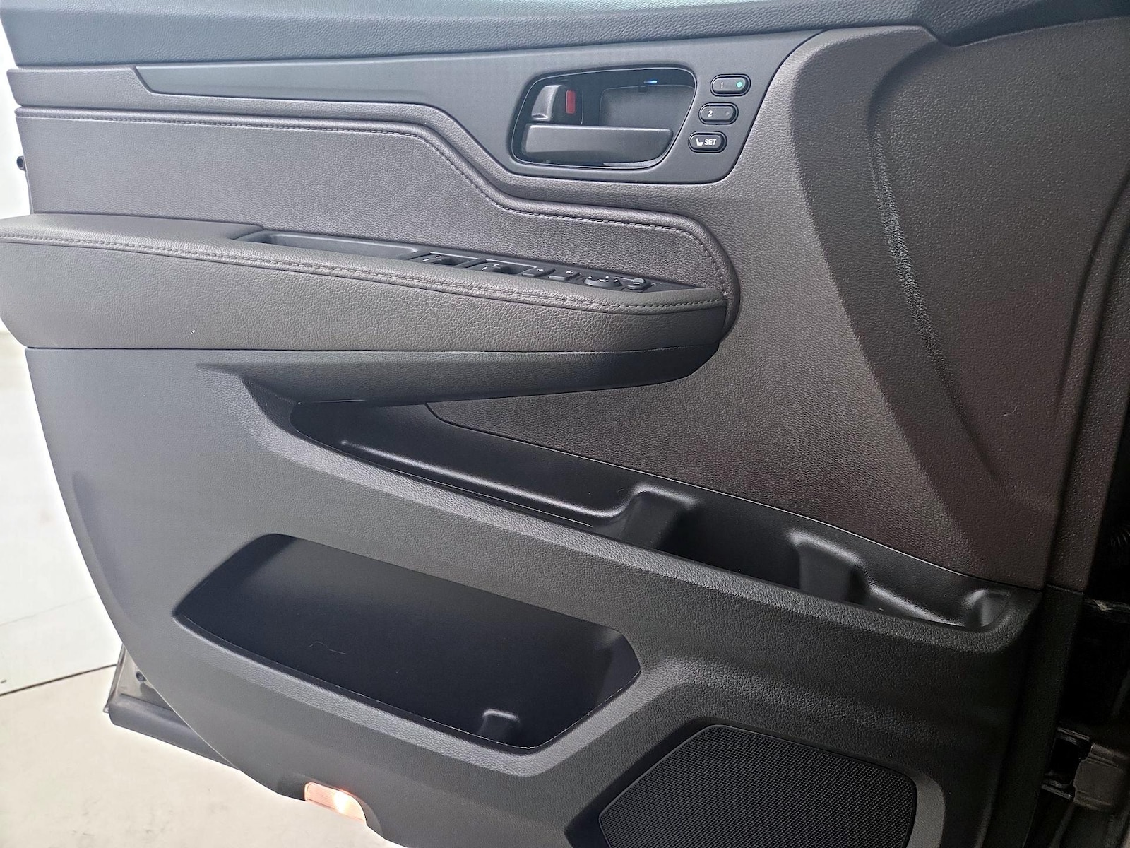2022 Honda Odyssey EX-L - Photo 11