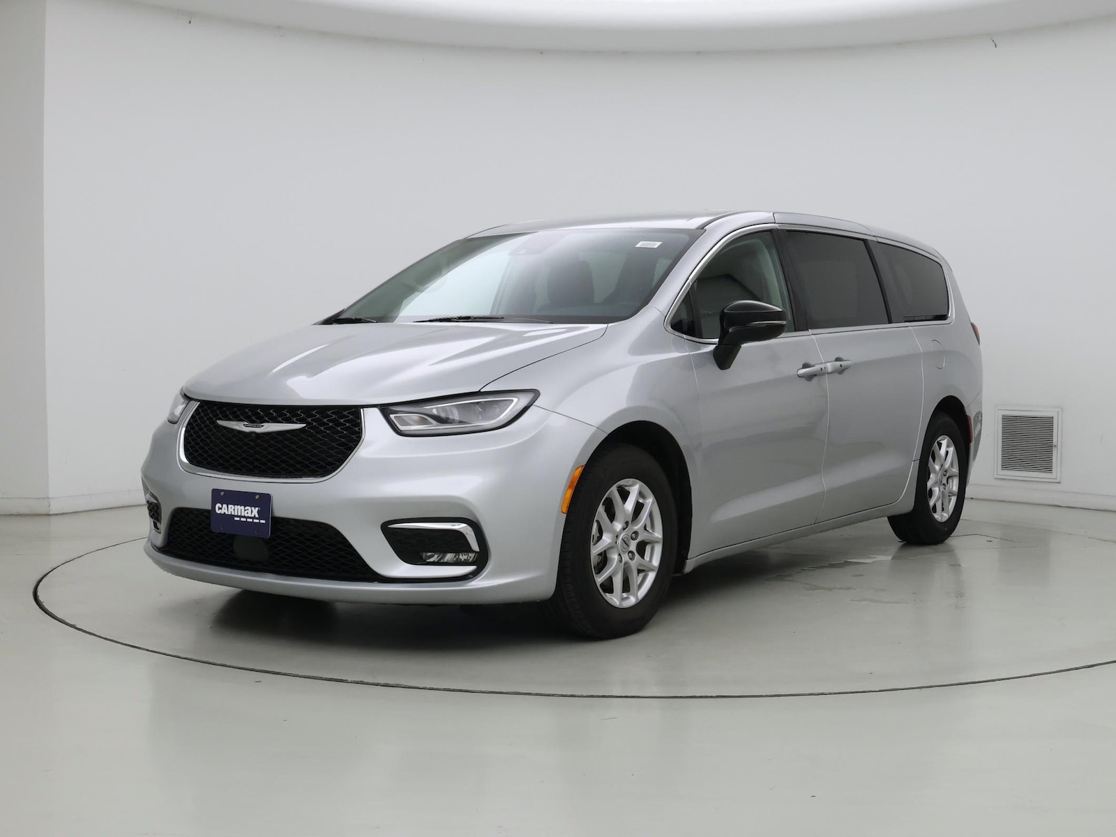 2024 Chrysler Pacifica Touring L - Photo 5