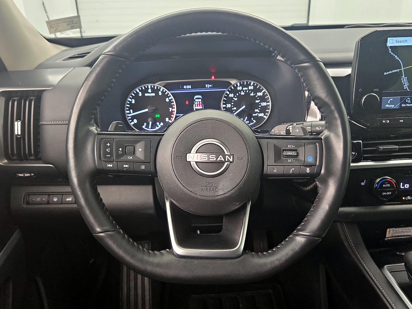 2024 Nissan Pathfinder SL - Photo 11