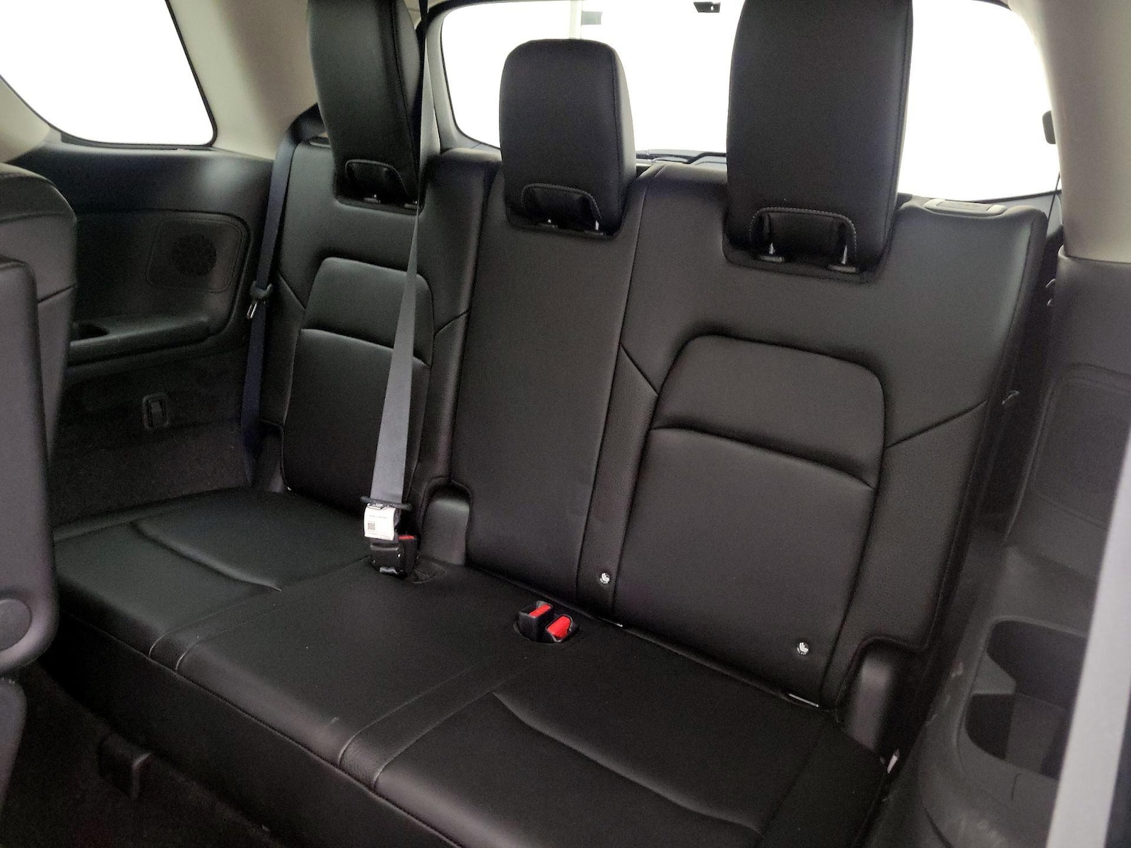 2024 Nissan Pathfinder SL - Photo 23
