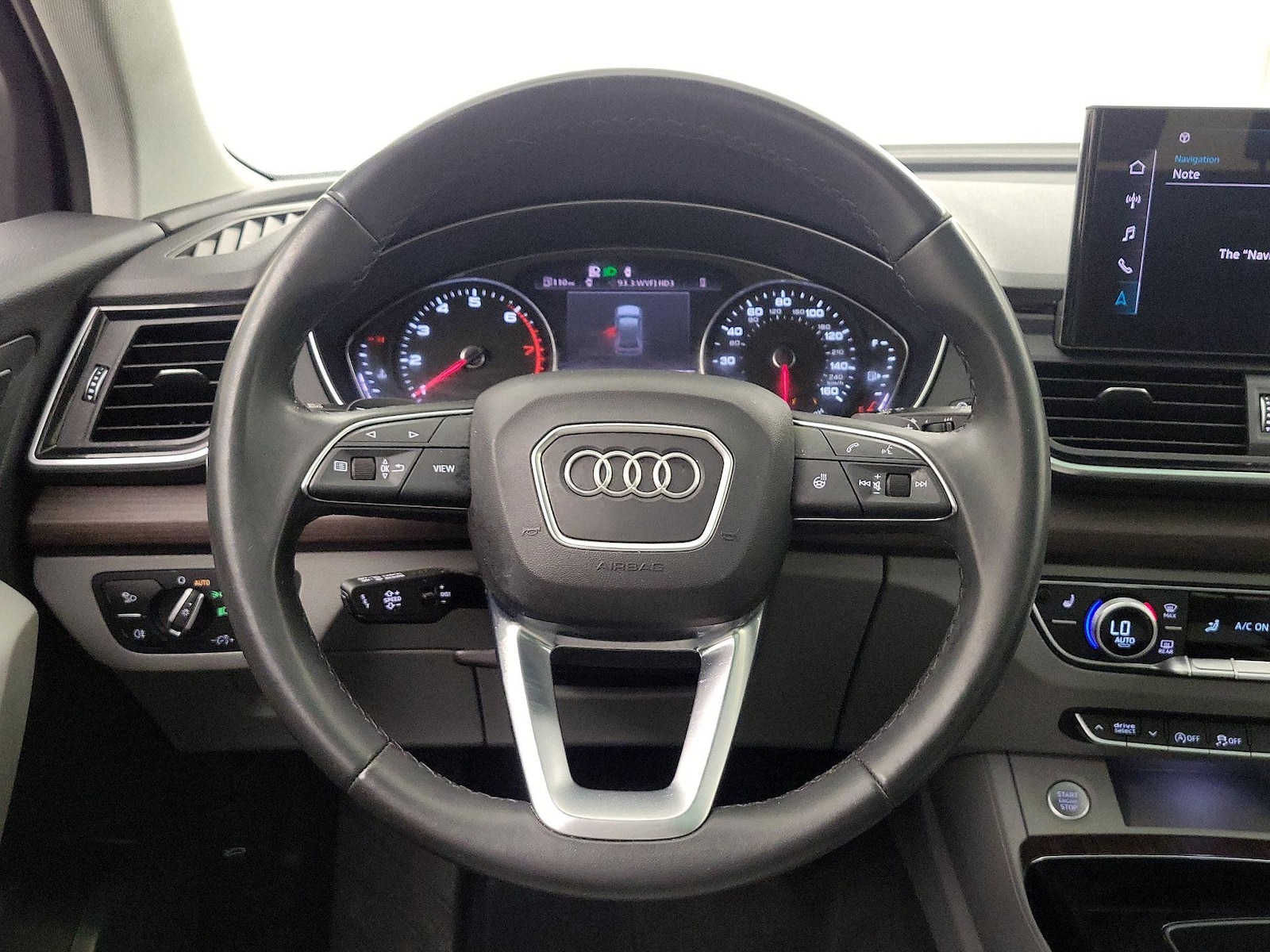 2023 Audi Q5 Premium - Photo 11