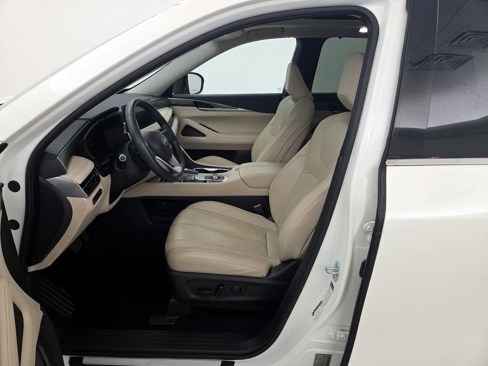 2023 INFINITI QX60 LUXE - Photo 12
