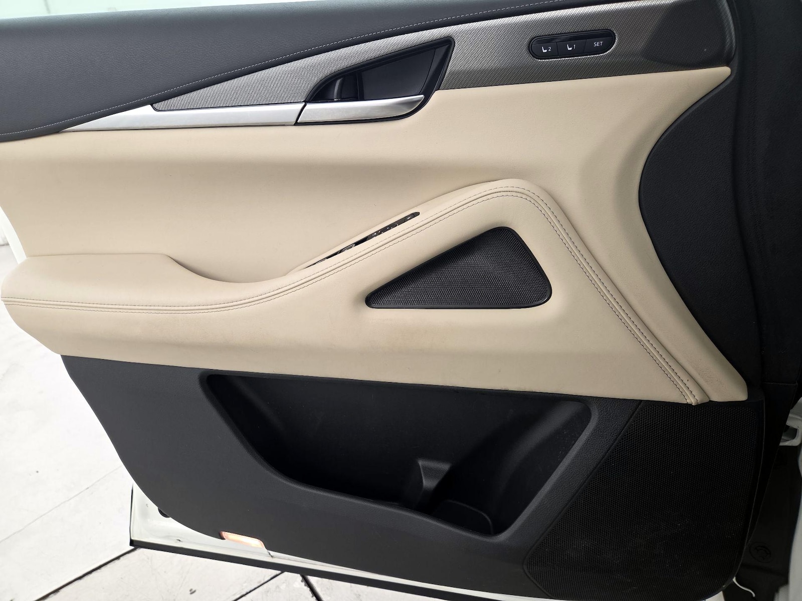 2023 INFINITI QX60 LUXE - Photo 13