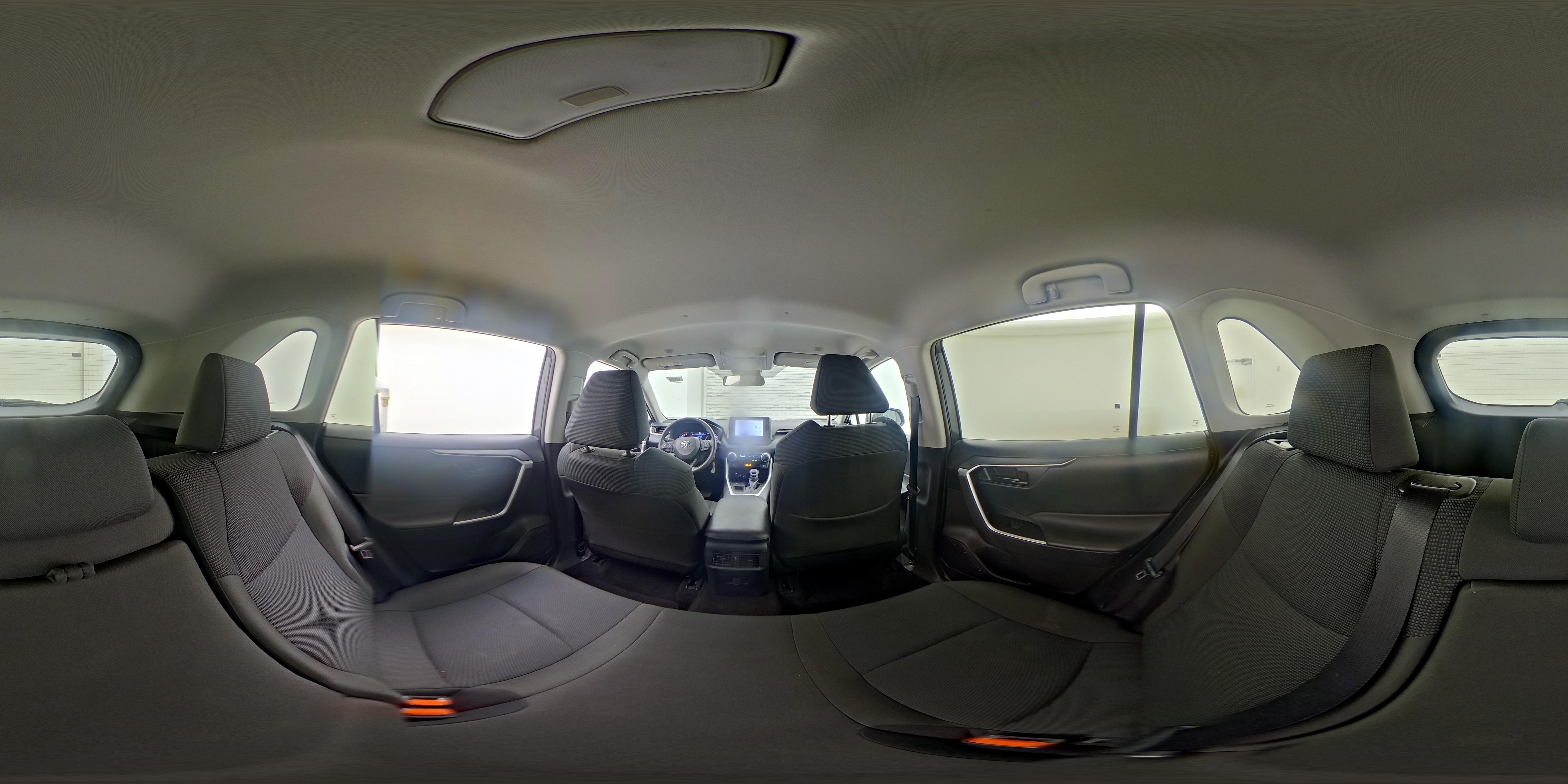 2025 Toyota RAV4 LE - Photo 26