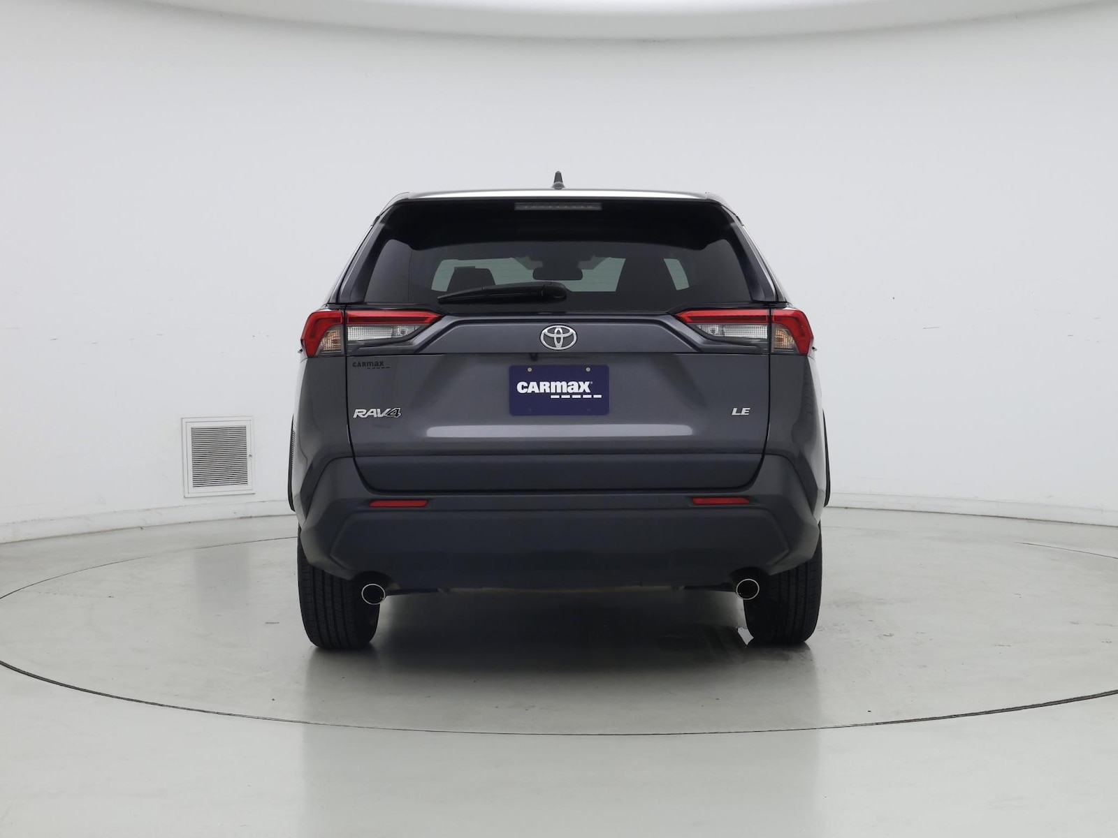 2025 Toyota RAV4 LE - Photo 7