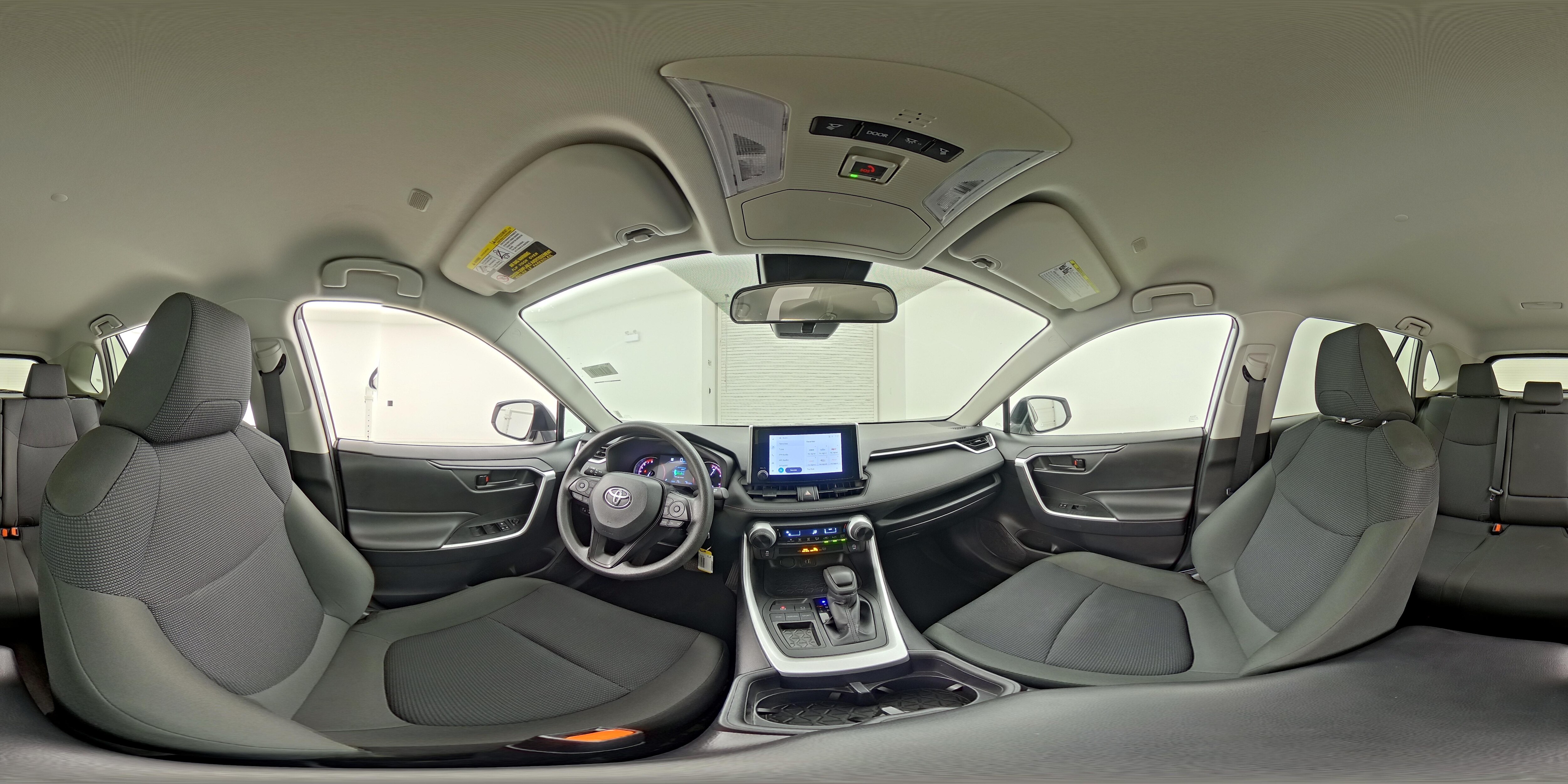 2025 Toyota RAV4 LE - Photo 24