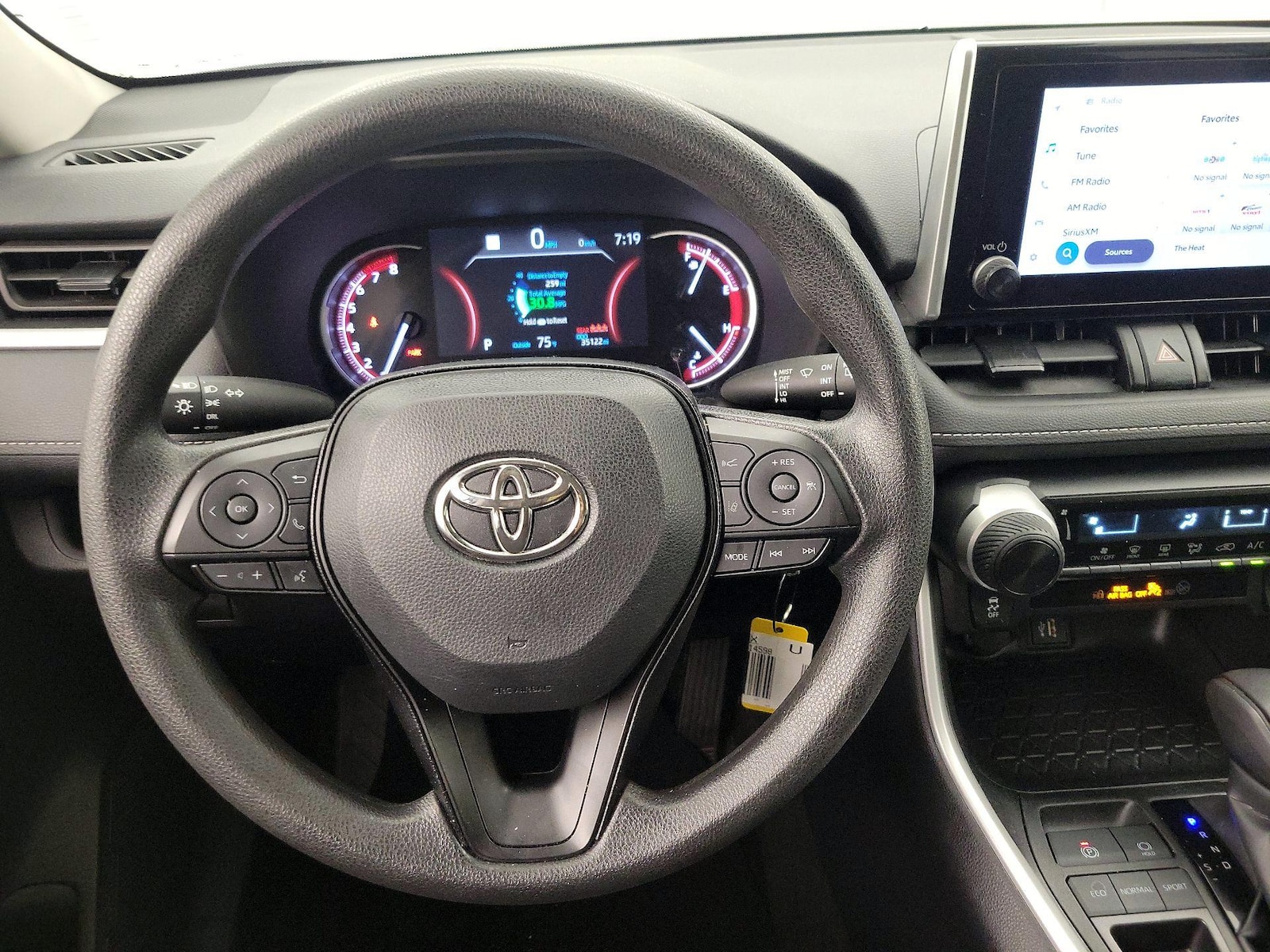 2025 Toyota RAV4 LE - Photo 11