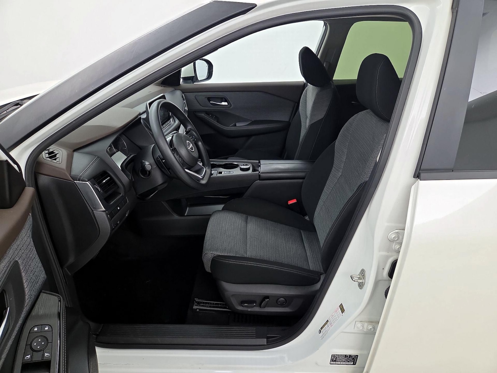 Power Seat(s) & Side Airbags