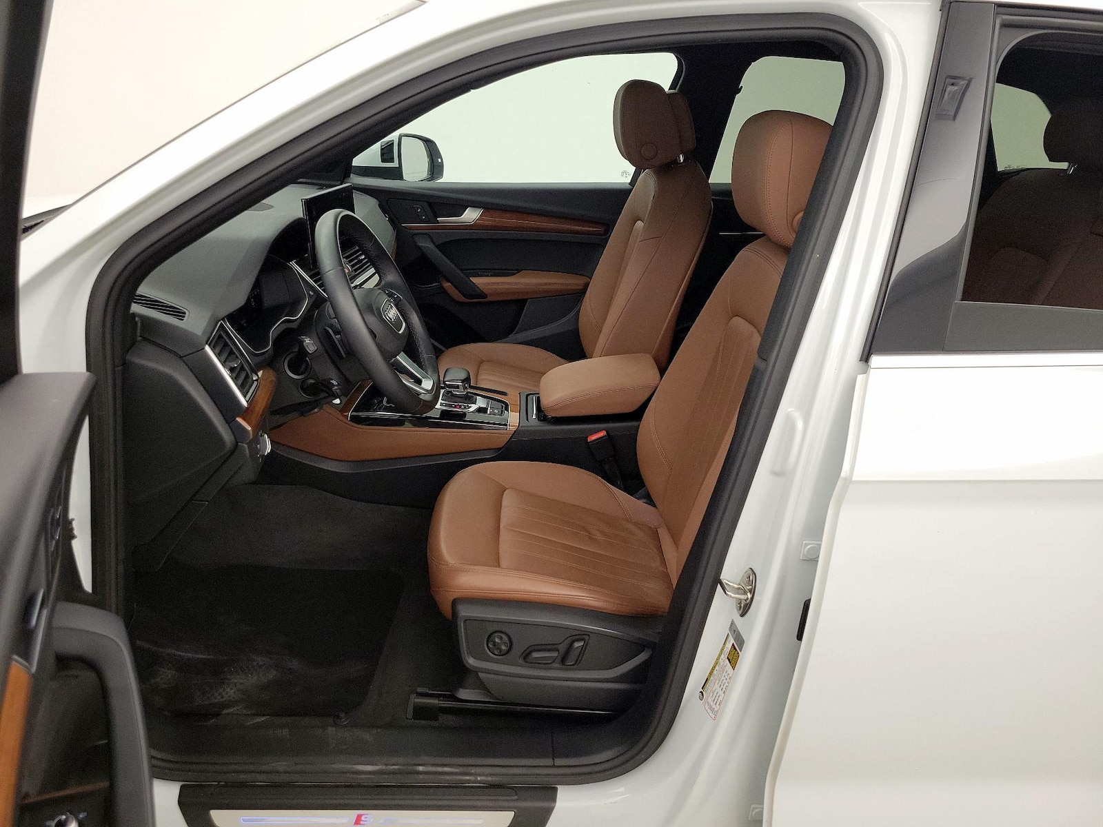 2022 Audi Q5 Premium Plus - Photo 12