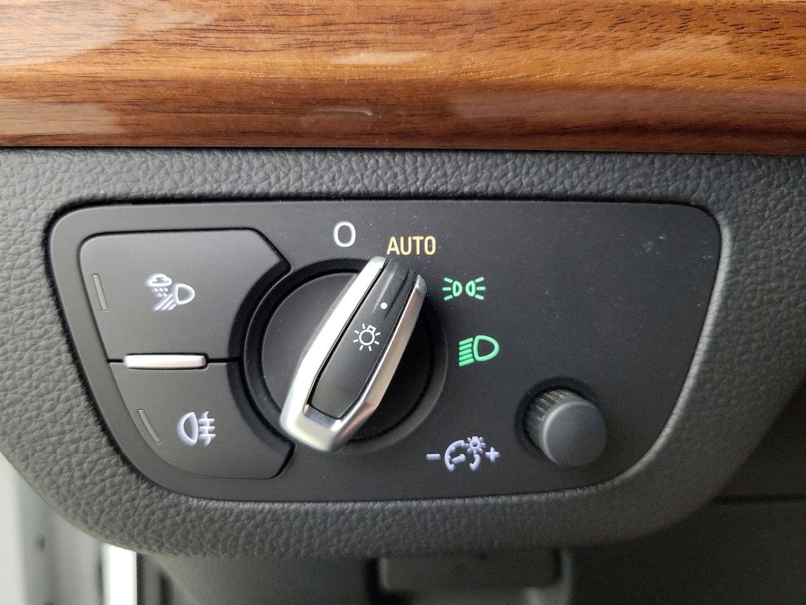 2022 Audi Q5 Premium Plus - Photo 14