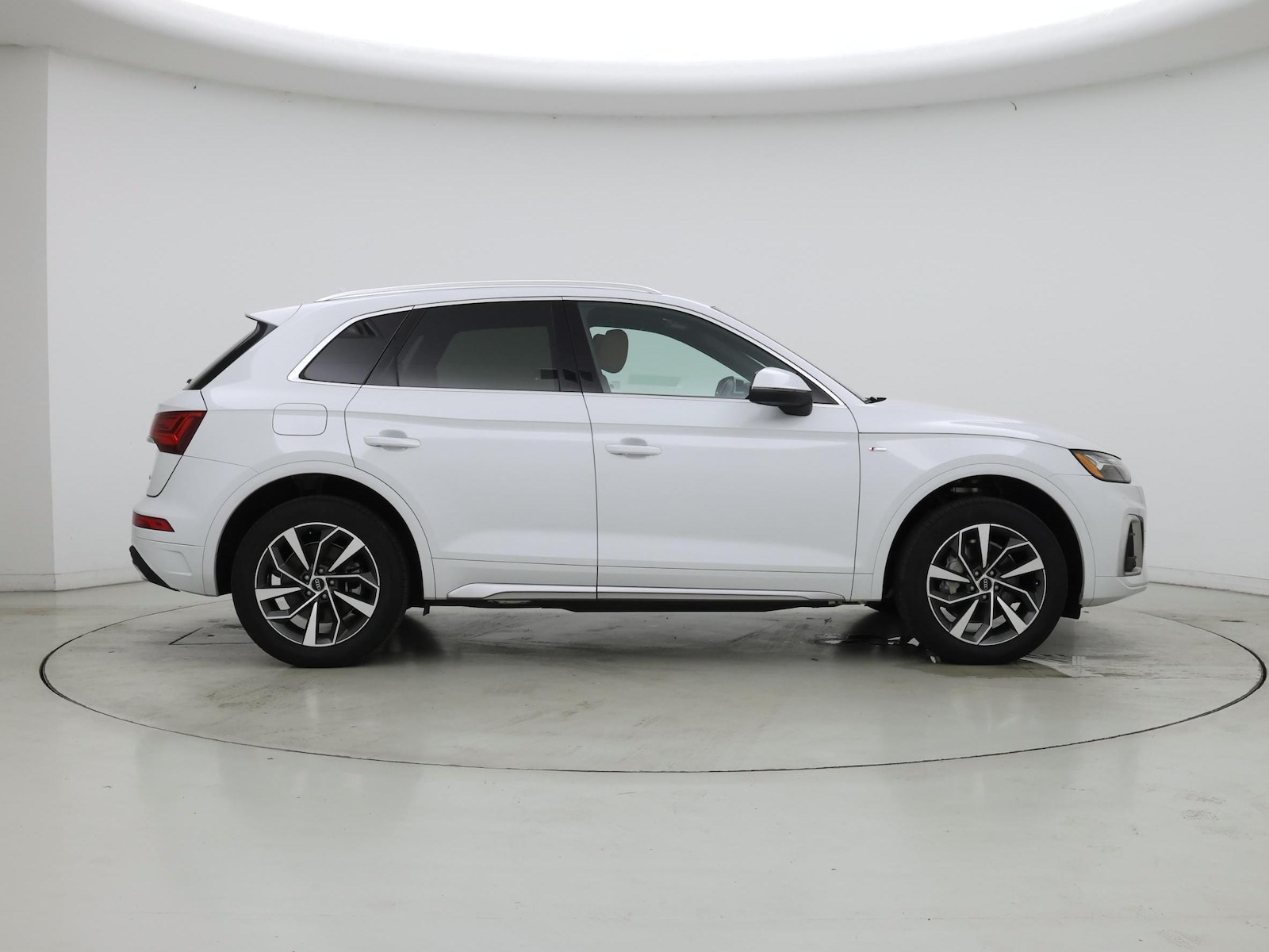 2022 Audi Q5 Premium Plus - Photo 8