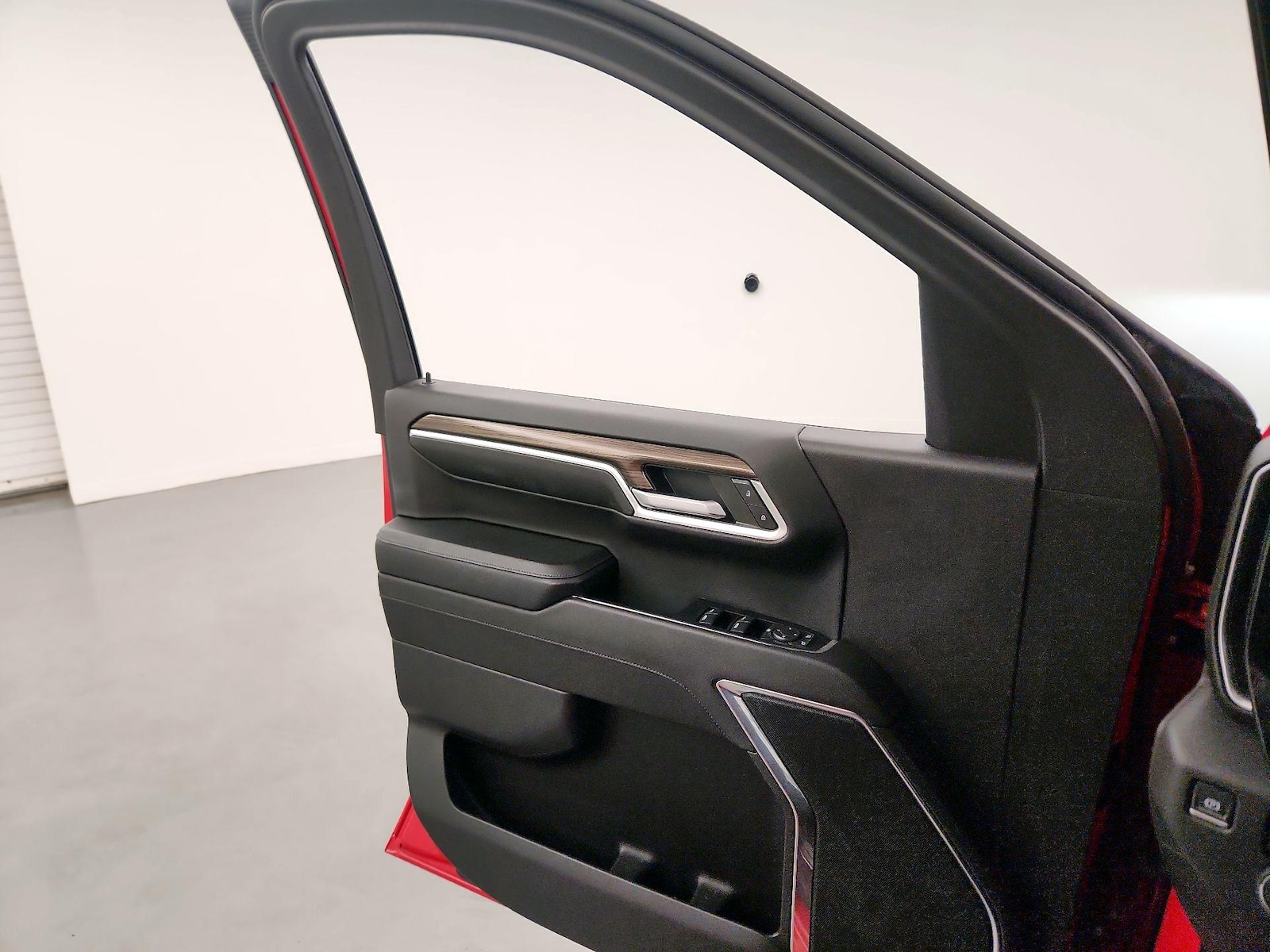 2024 Chevrolet Silverado 1500 LT - Photo 11
