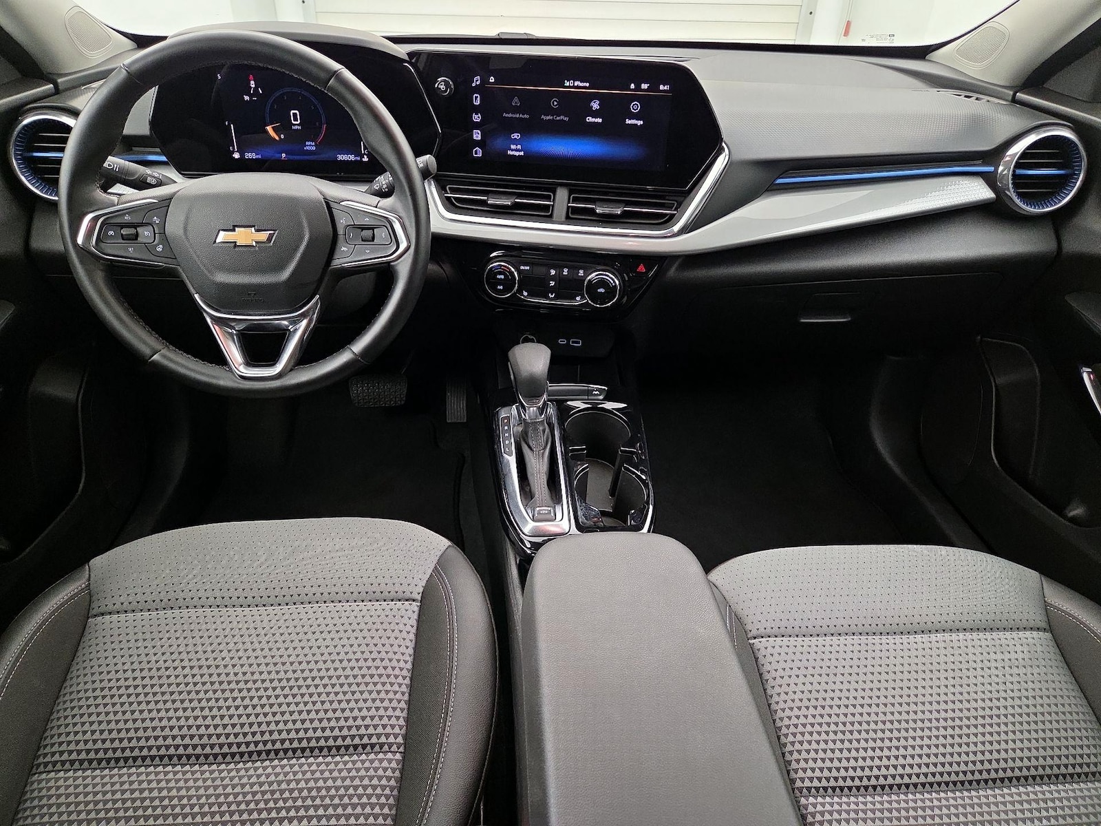 Apple CarPlay® & Android Auto™