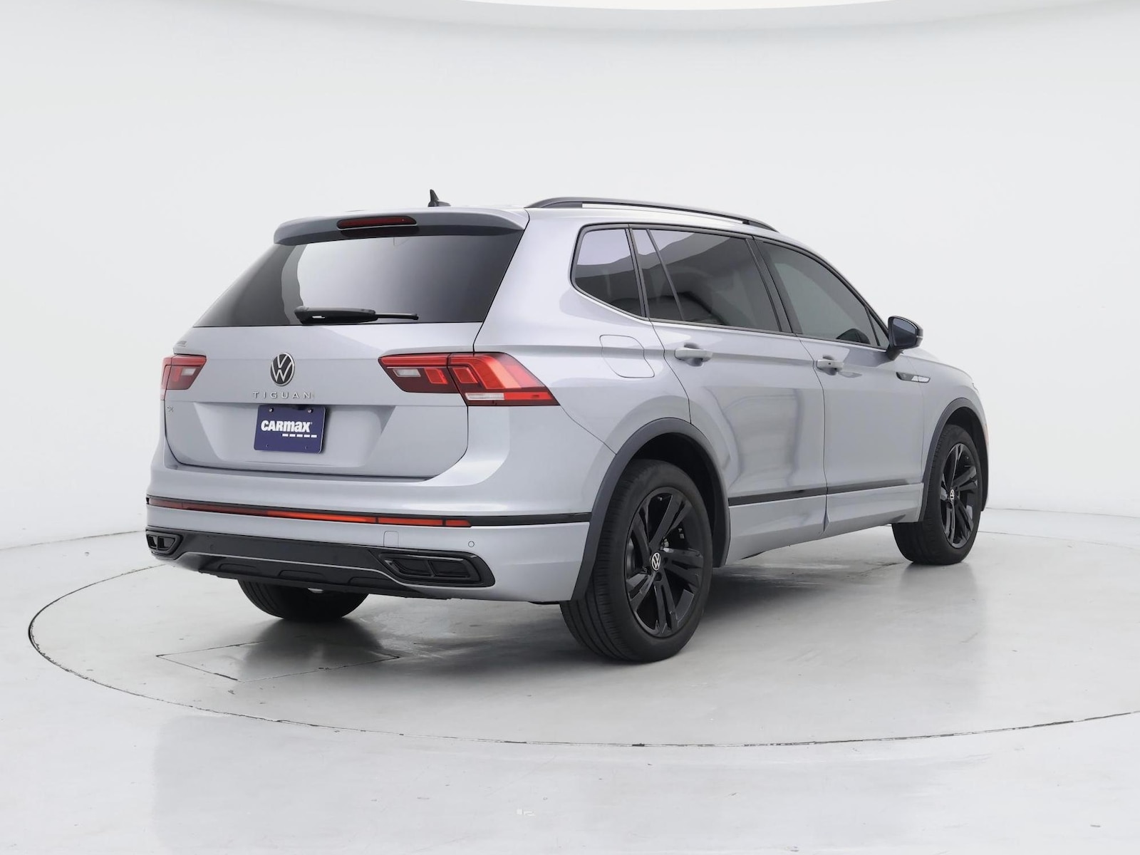 2023 Volkswagen Tiguan SE R-LINE BLACK - Photo 9