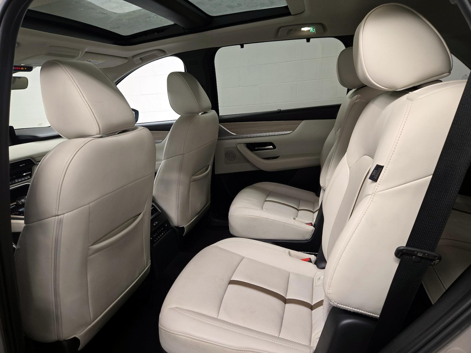 Rear Air Conditioning