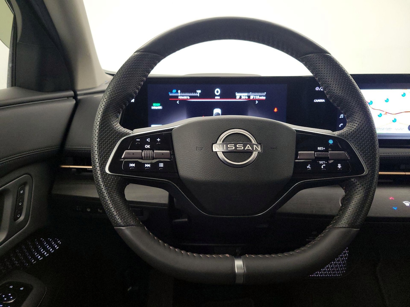 2024 Nissan ARIYA Engage+ - Photo 11