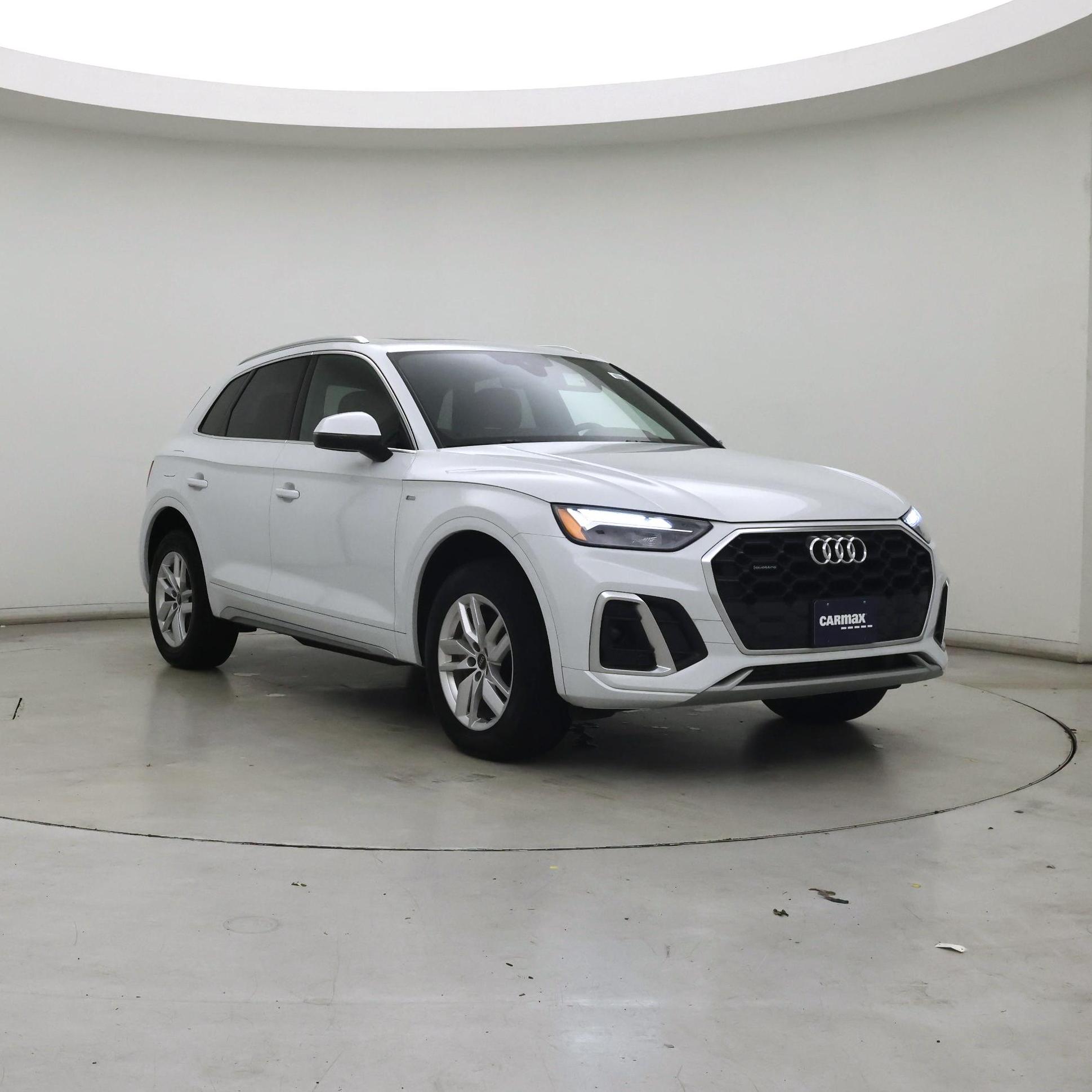 White 2024 Audi Q5 SUV / Crossover All-Wheel Drive Automatic