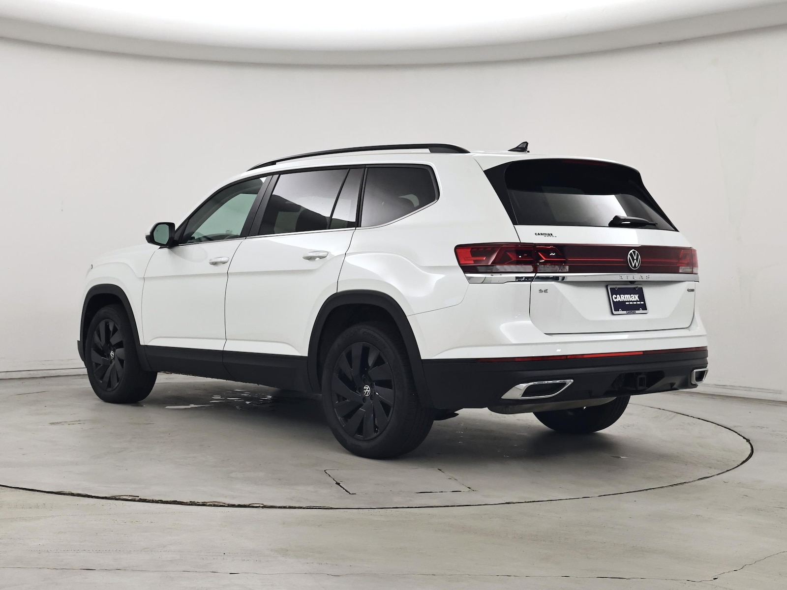 2026 Volkswagen Atlas SE w/Tech - Photo 3