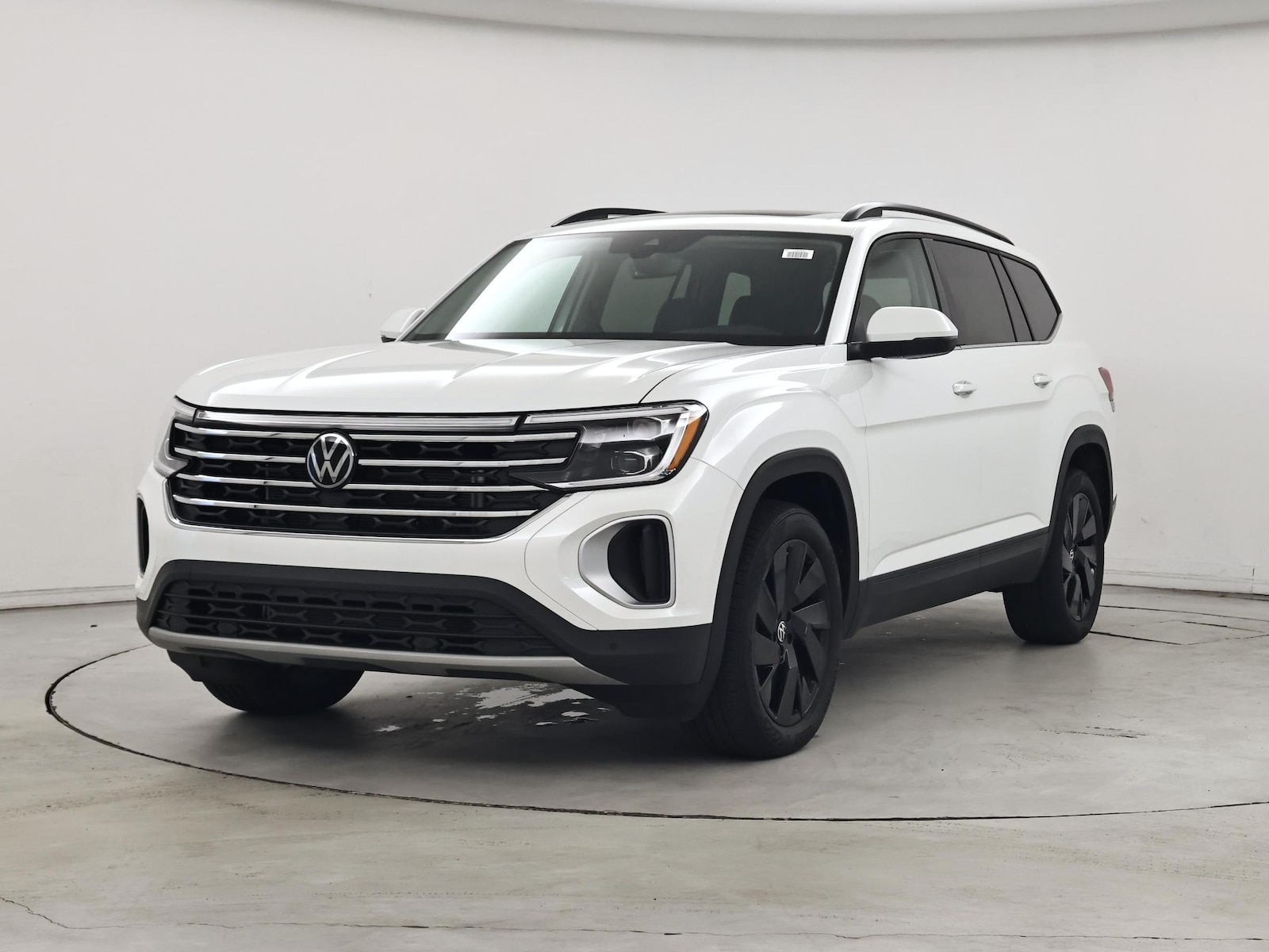 2026 Volkswagen Atlas SE w/Tech - Photo 5