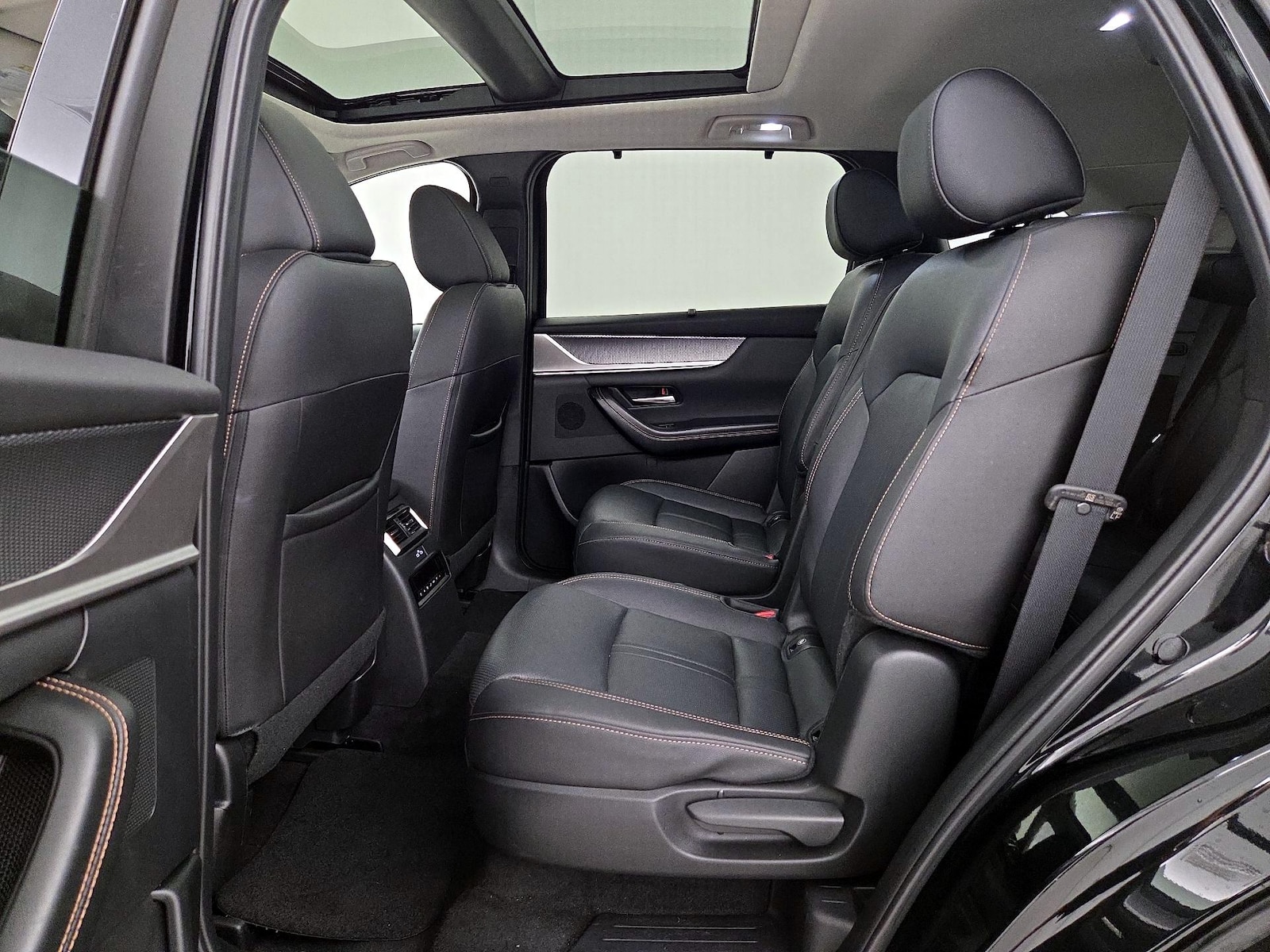Rear Air Conditioning