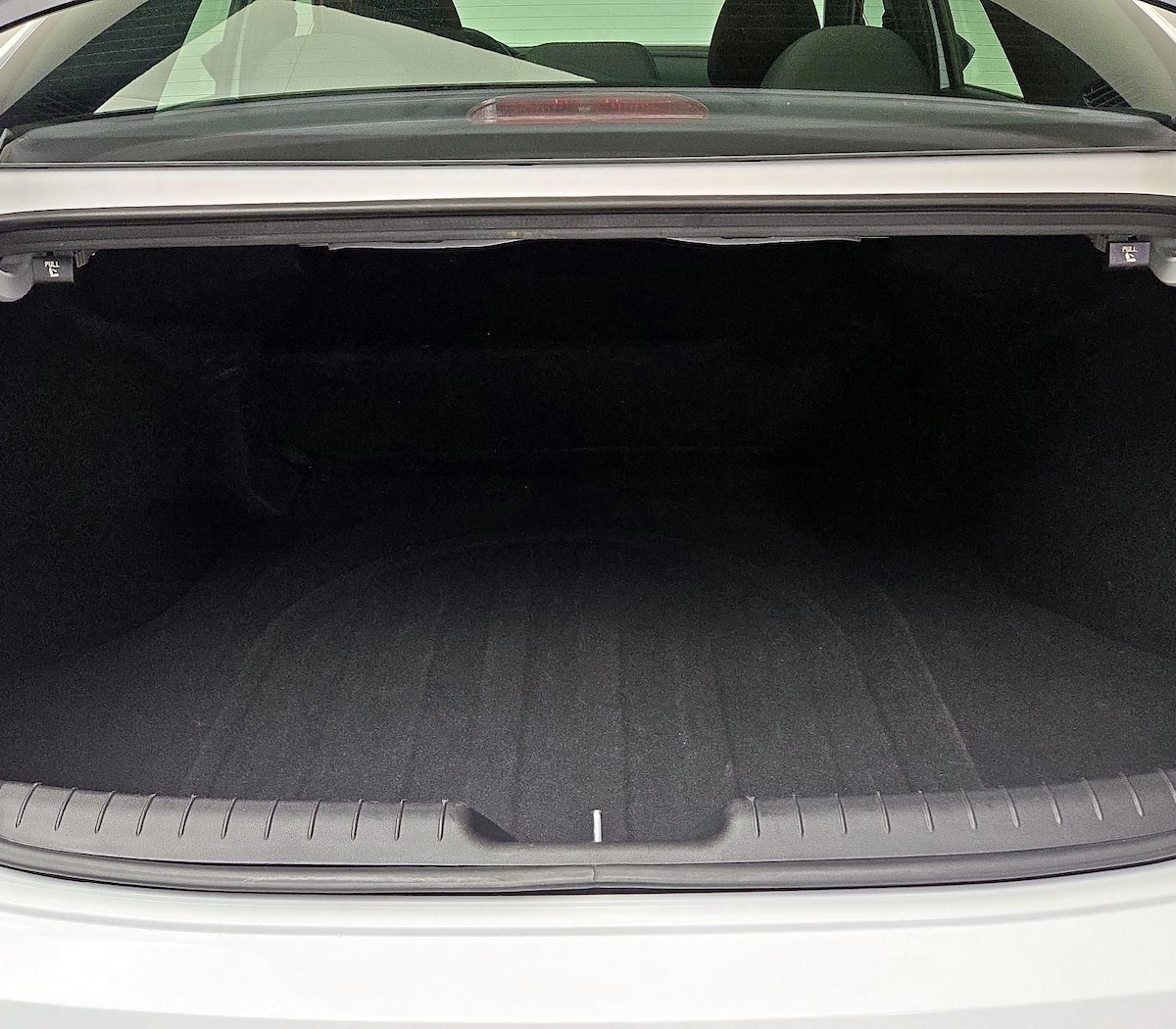 Trunk/Cargo (Seats Up)