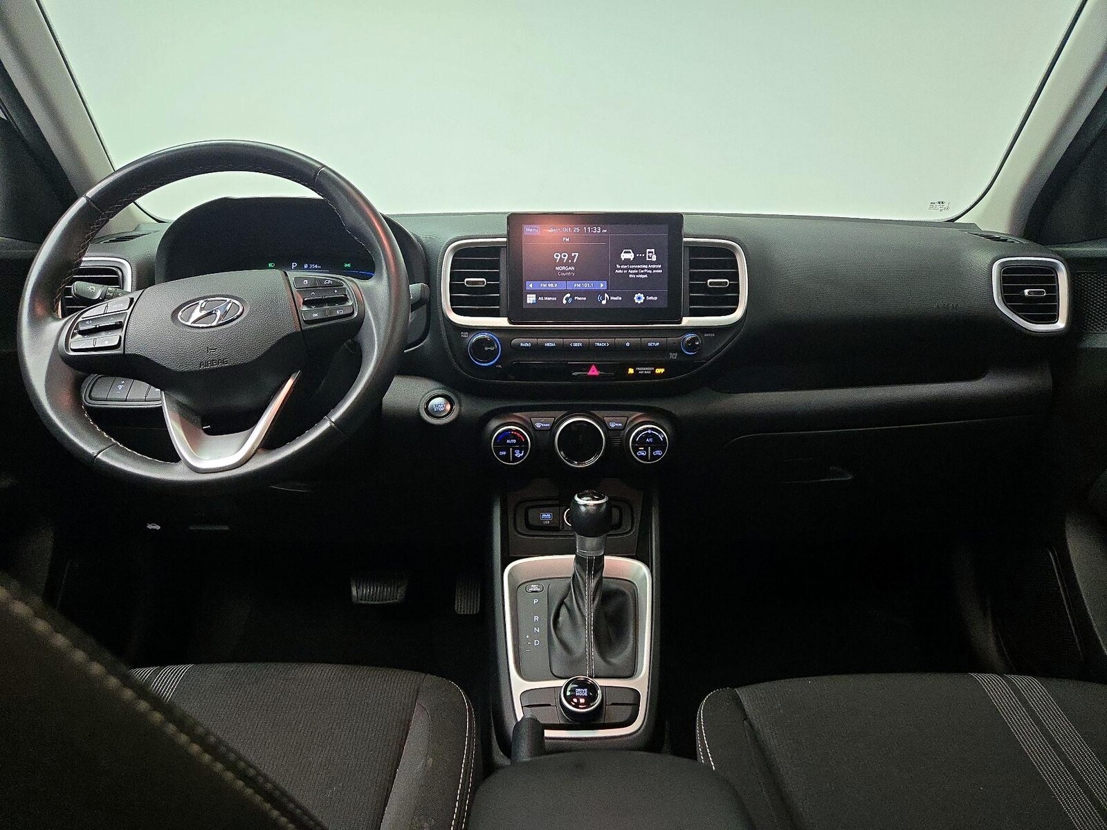 Apple CarPlay® & Android Auto™