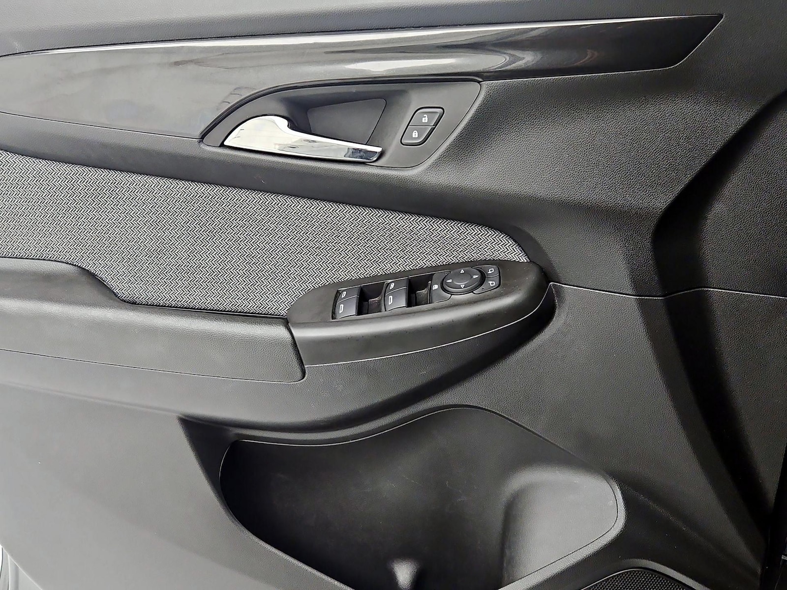 2026 Chevrolet Trailblazer LS - Photo 13