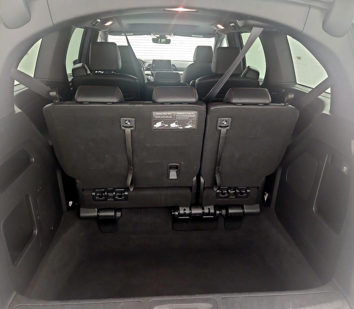 Trunk/Cargo (Seats Up)