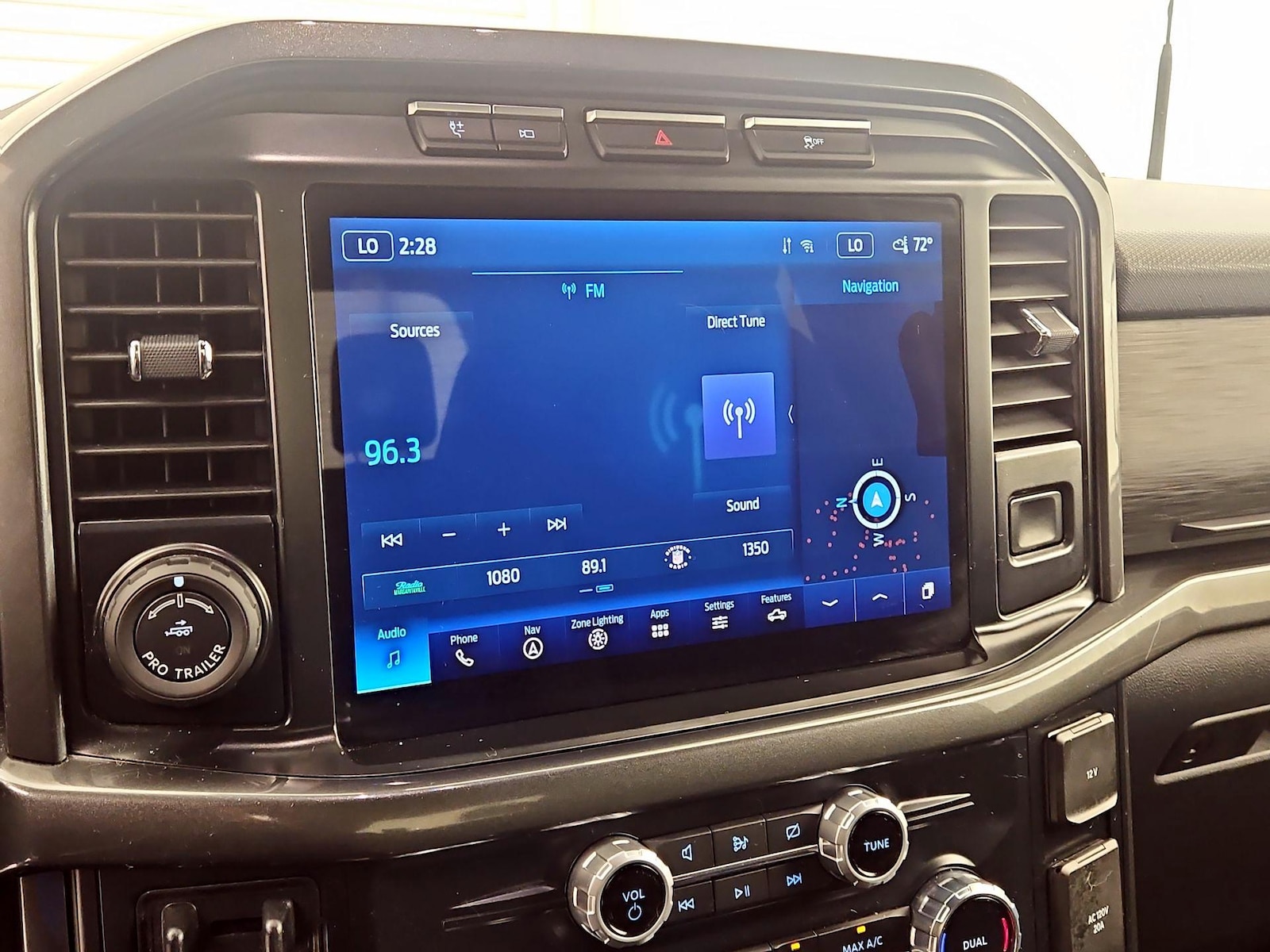 2023 Ford F-150 XLT - Photo 17