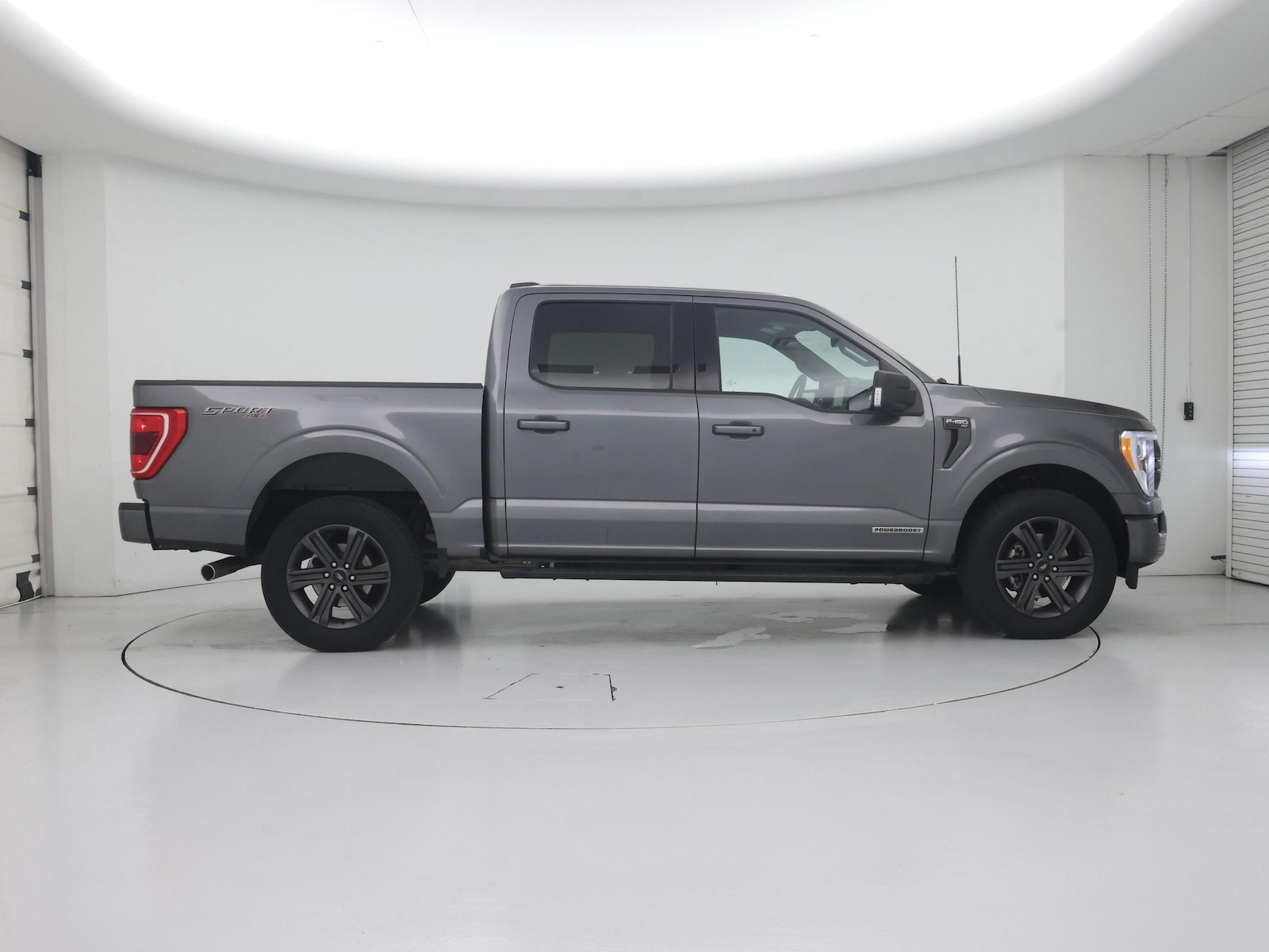 2023 Ford F-150 XLT - Photo 8