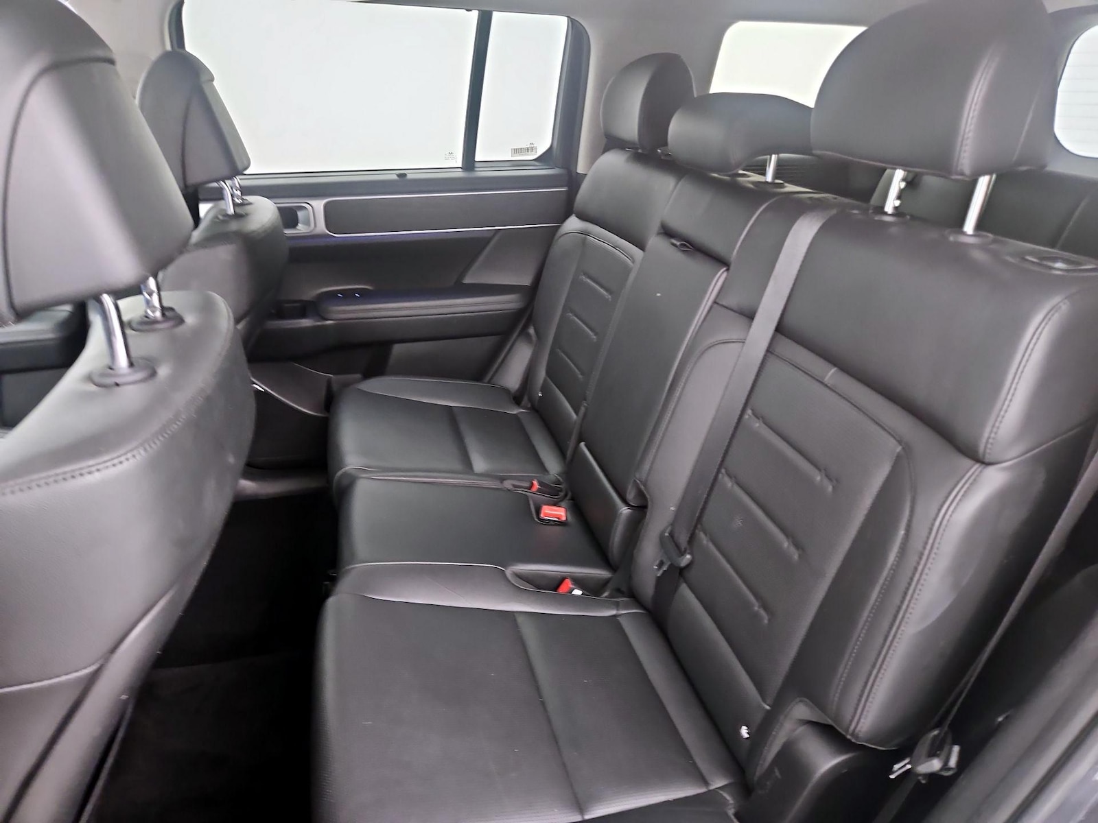 2025 Hyundai Santa Fe Limited - Photo 21